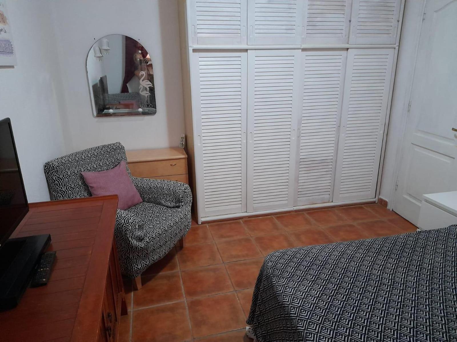 Apartment photo 2
