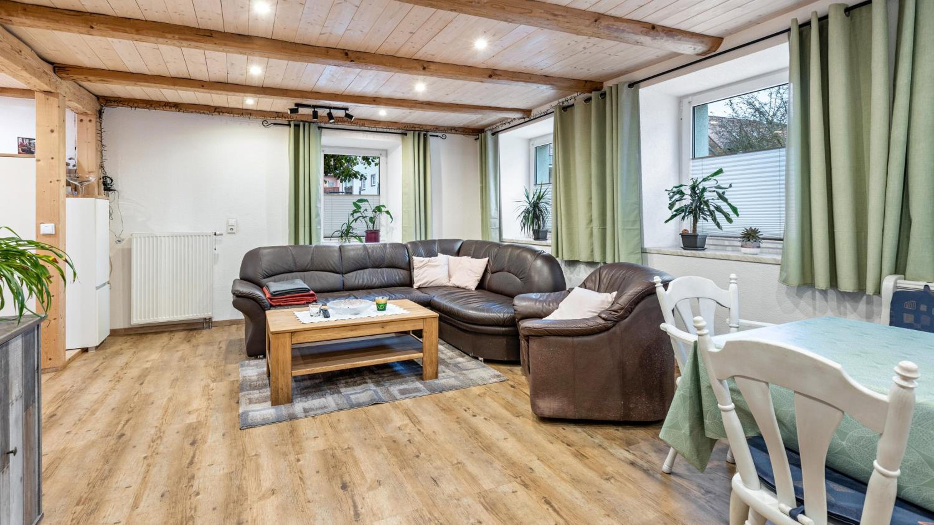 Superior Apartment with City View