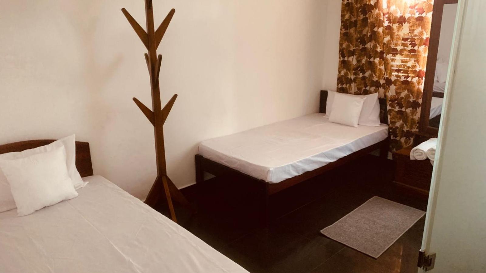 Budget Twin Room photo 3