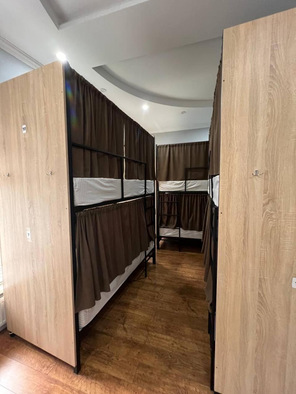 6-Bed Female Dormitory Room photo 1