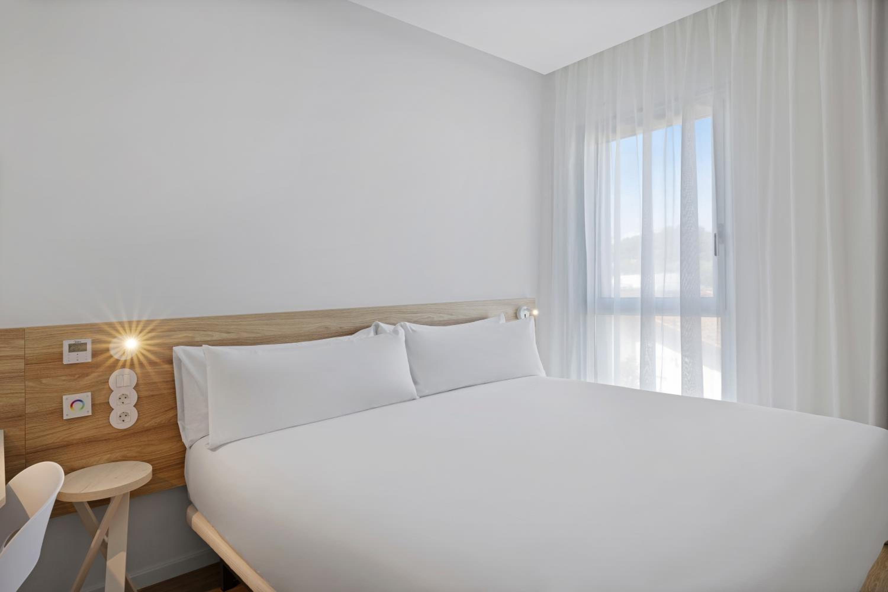 Double Room - Photo 2
