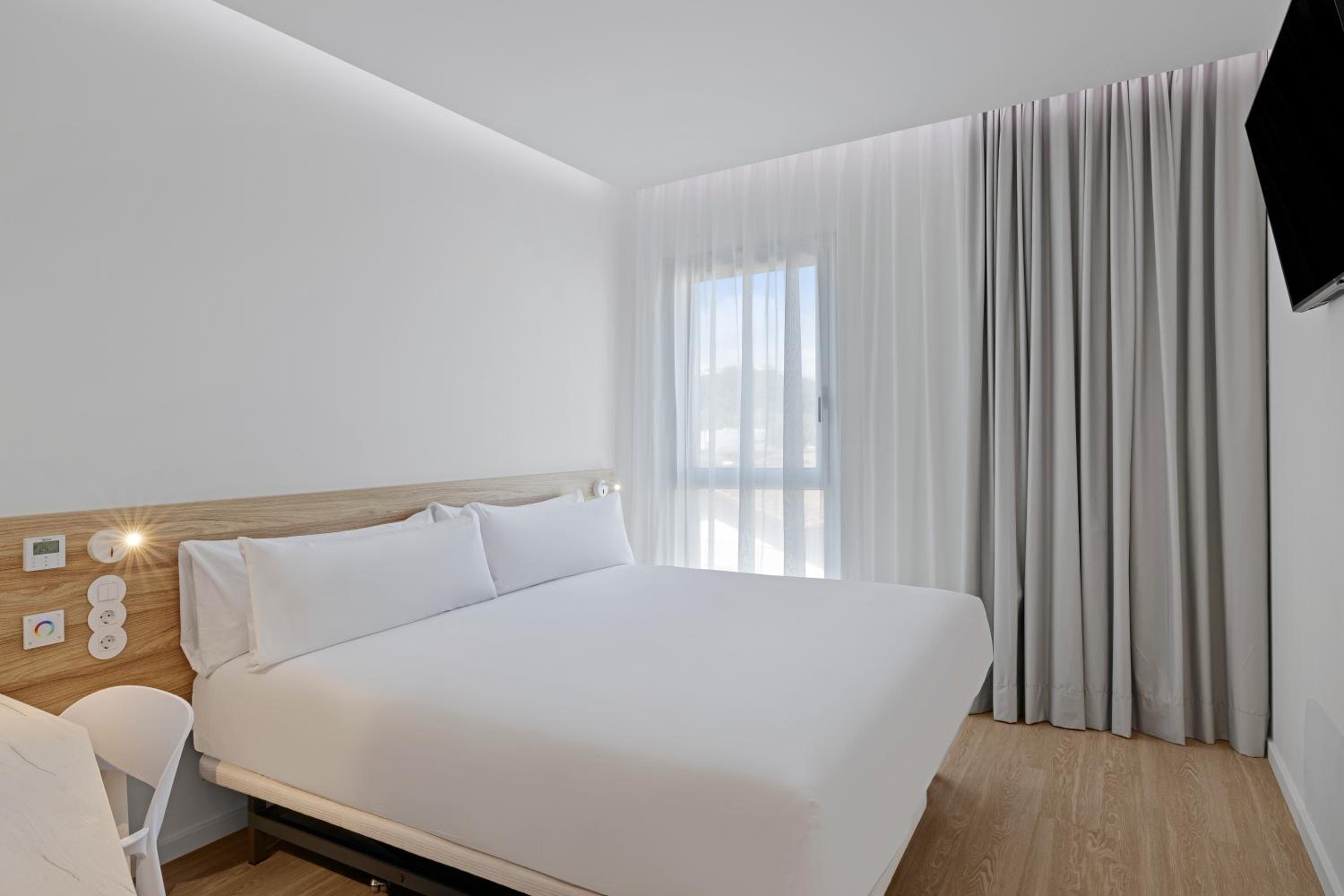 Double Room - Photo 1