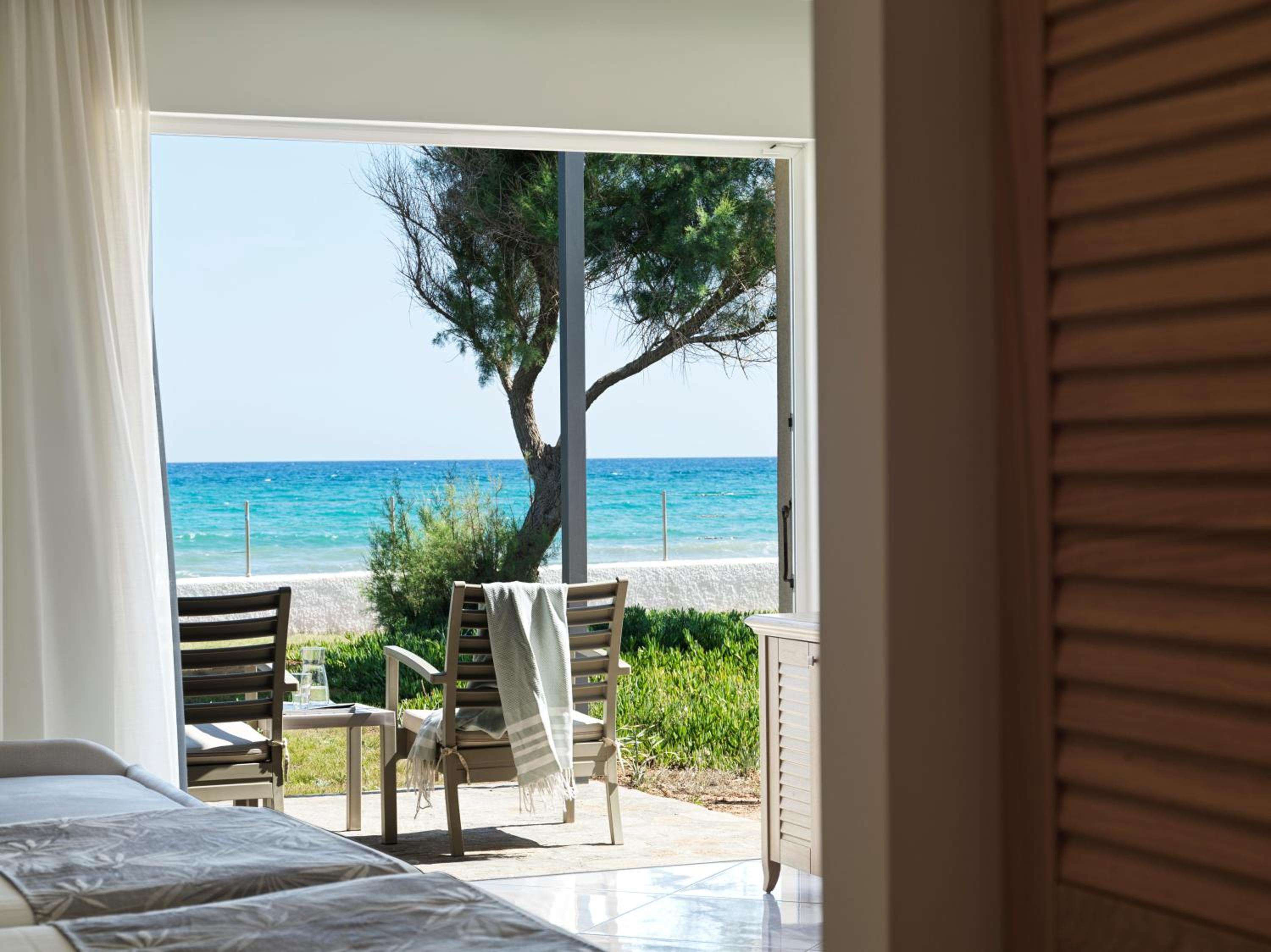 Premium Bungalow Waterfront