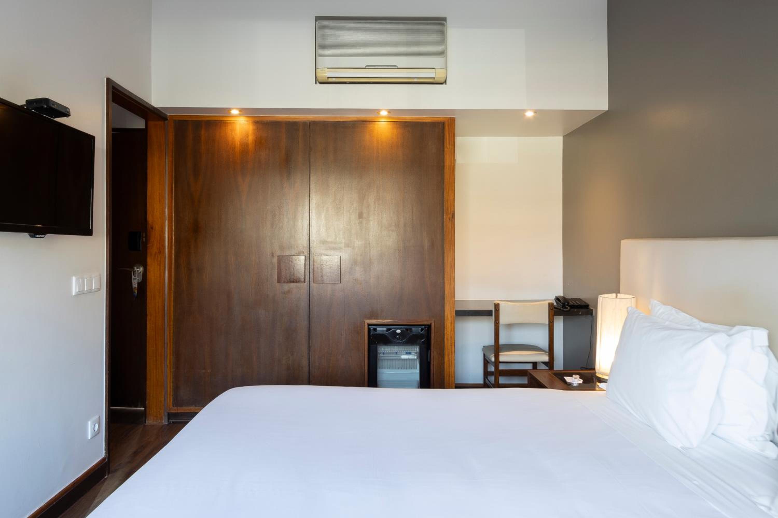 Classic Double Room - Photo 5