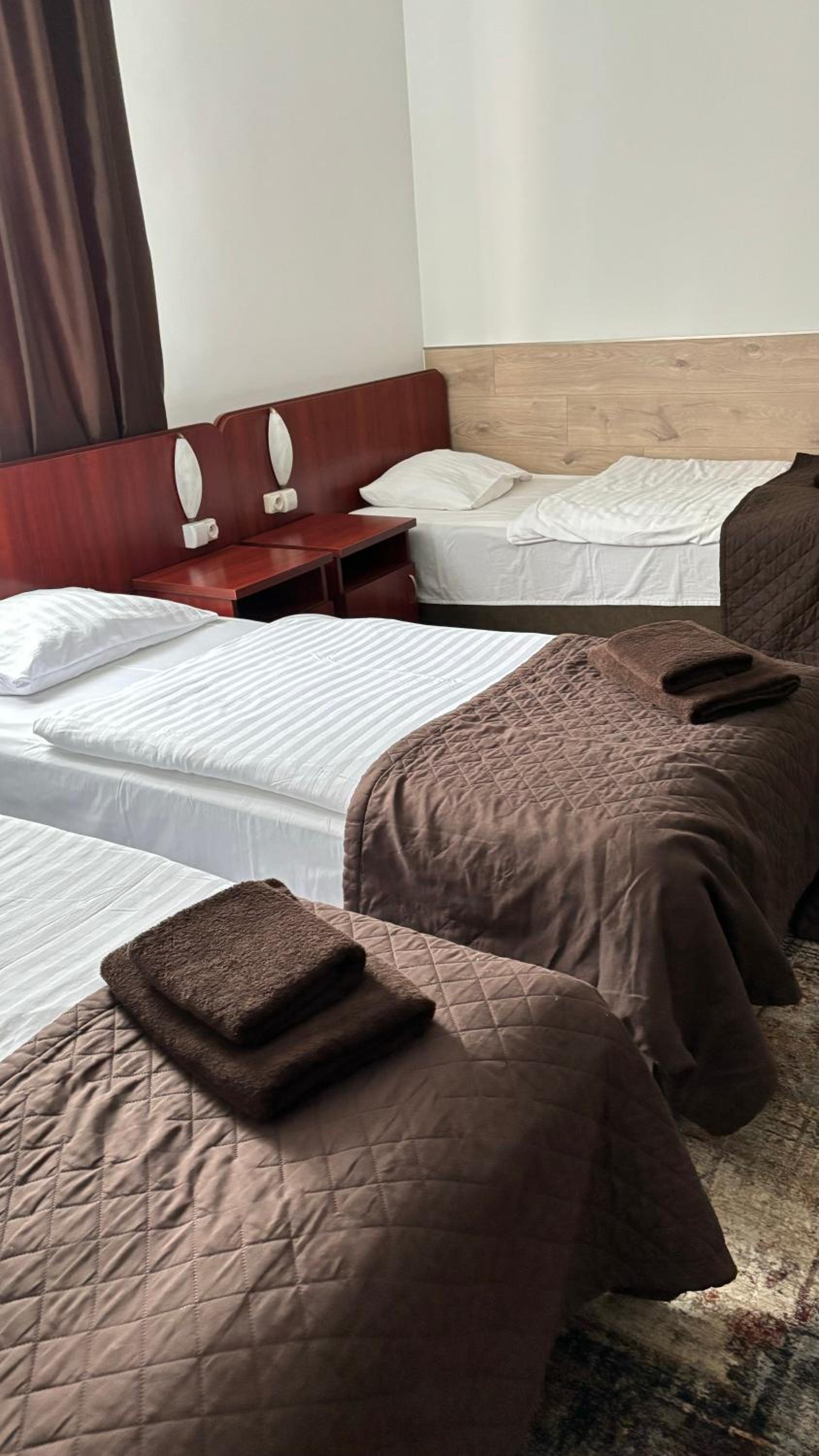 Standard Triple Room - Photo 5
