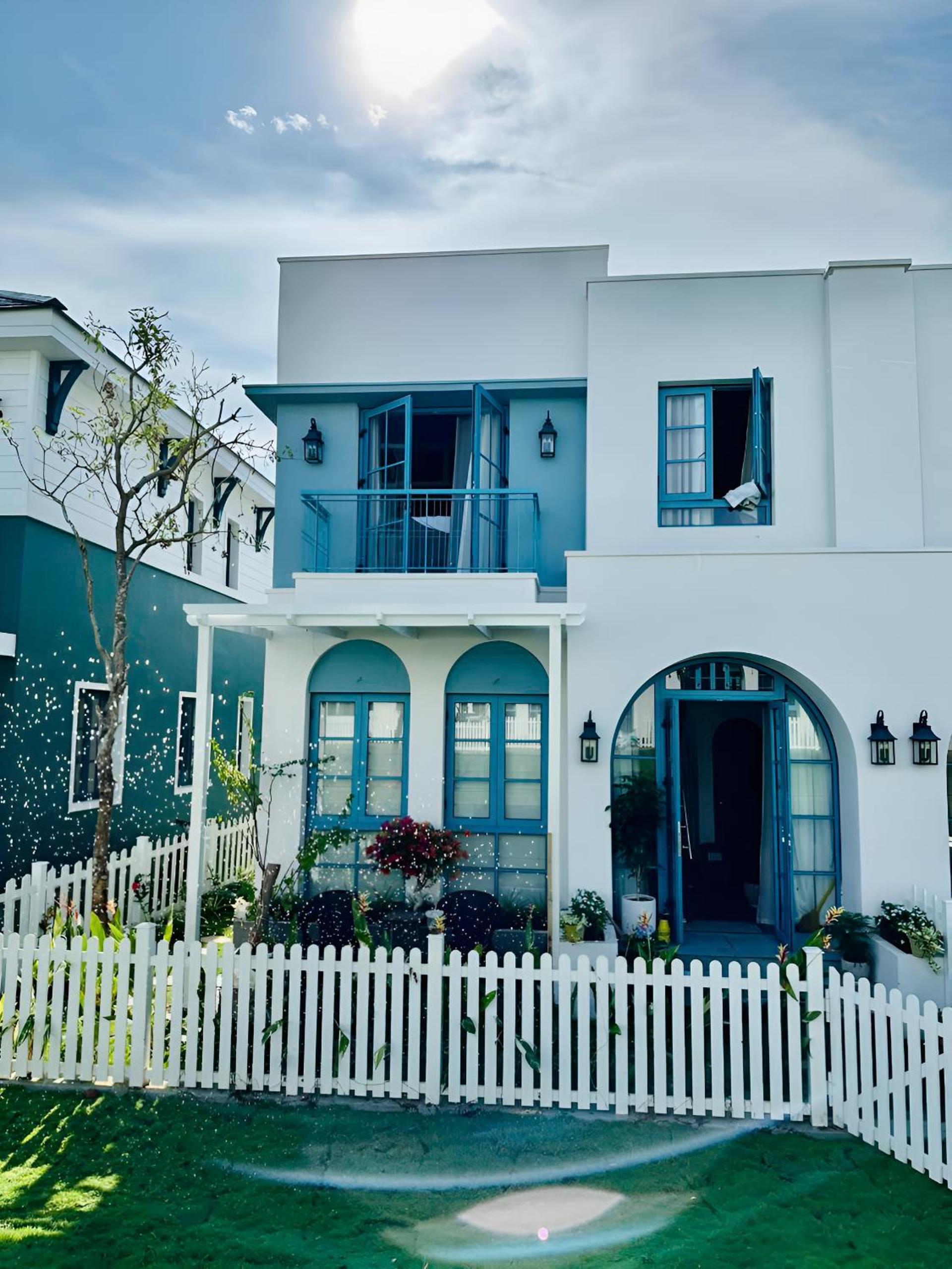 Three-Bedroom Villa photo 3