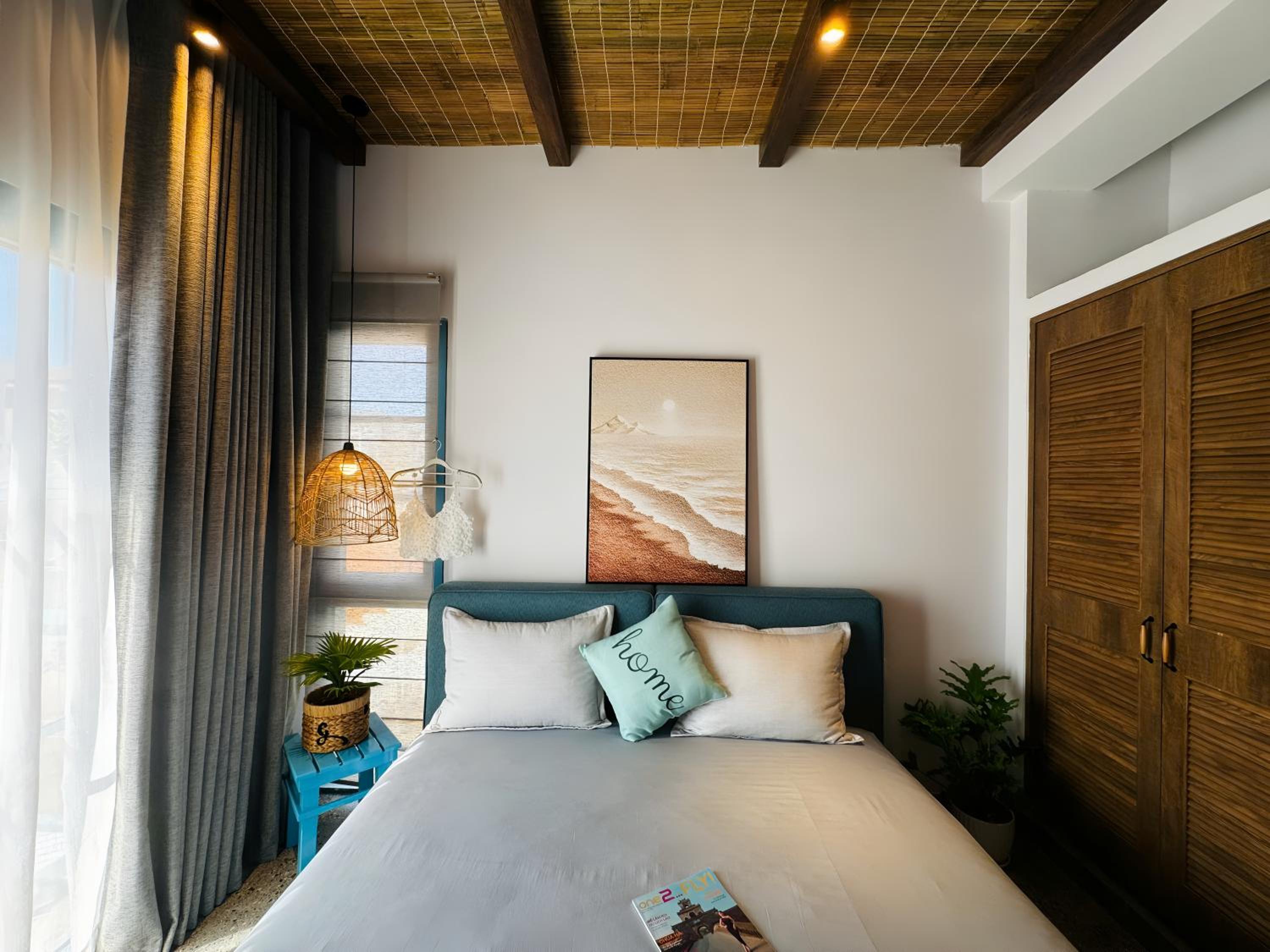 Three-Bedroom Villa photo 2