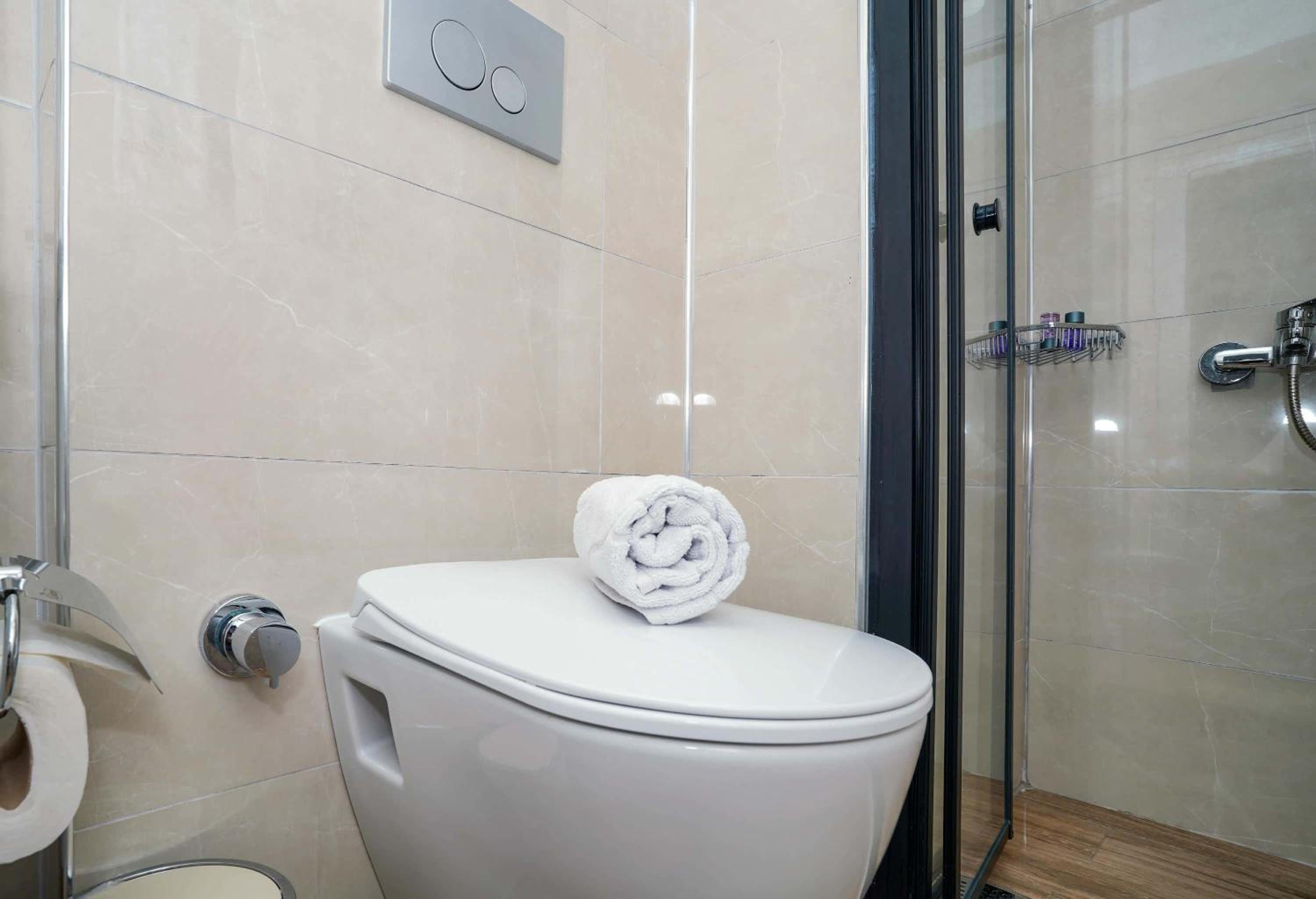Standard Double Room - Photo 18