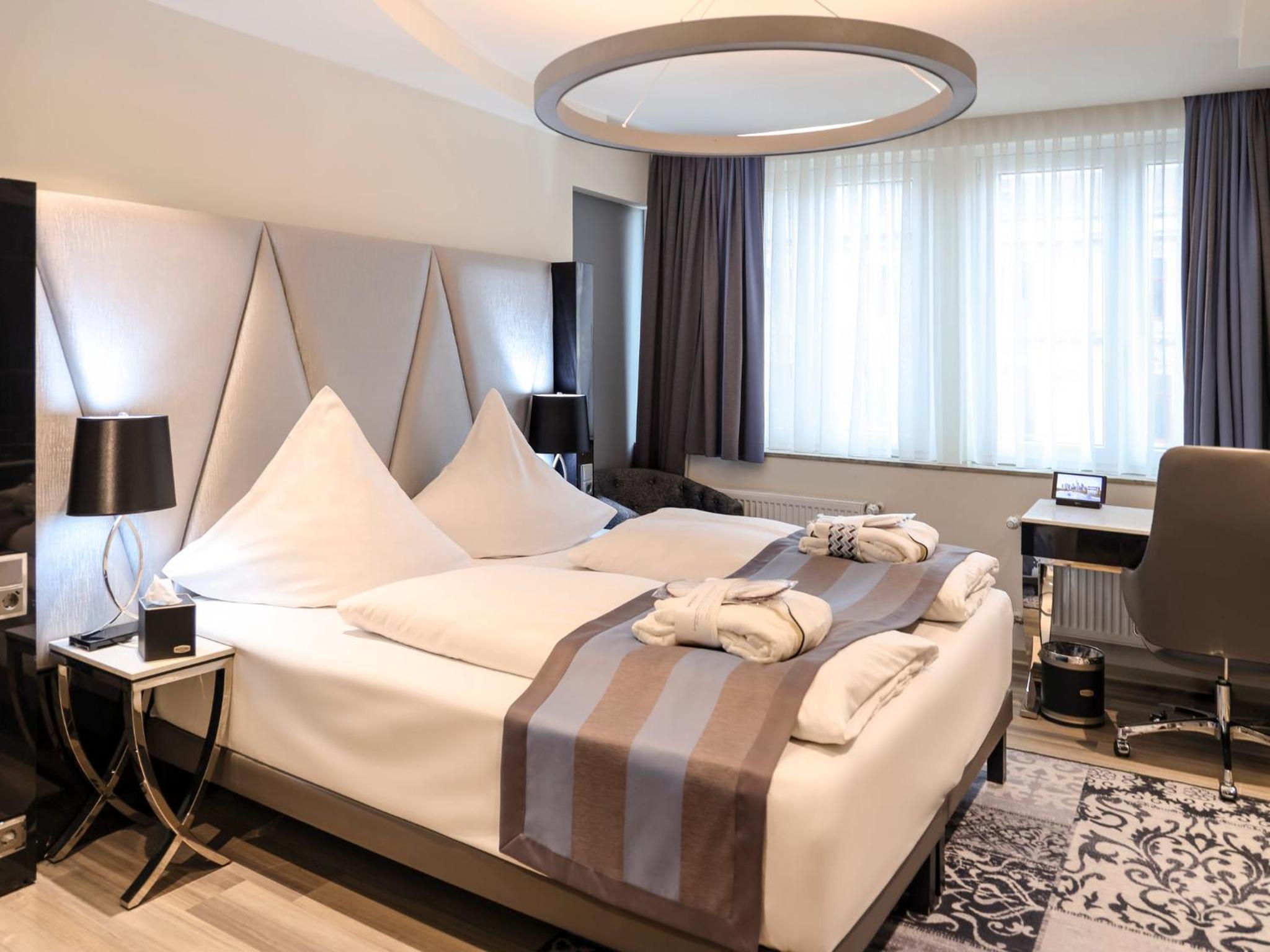 Superior Double Room - Photo 1