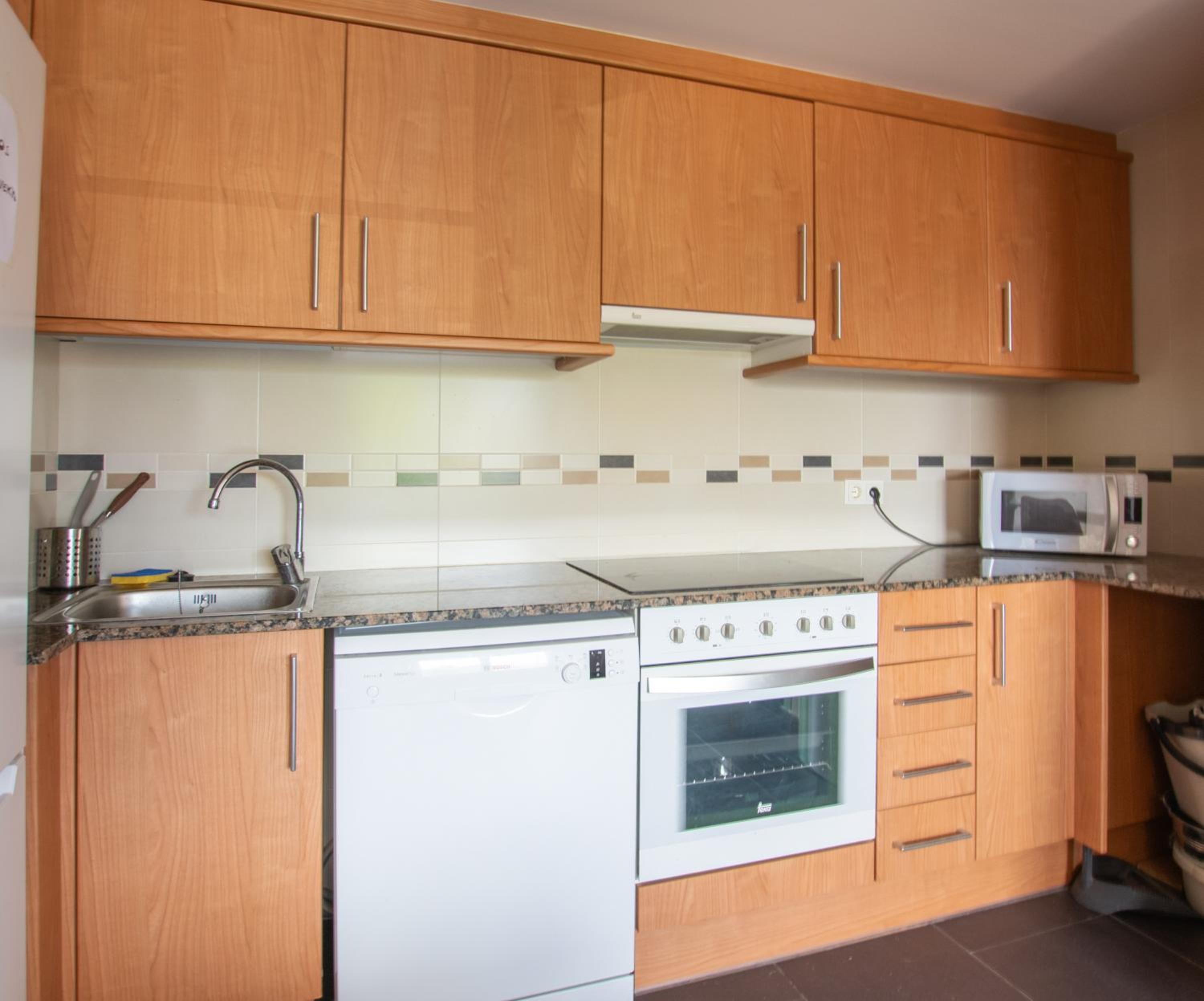 Apartment photo 2