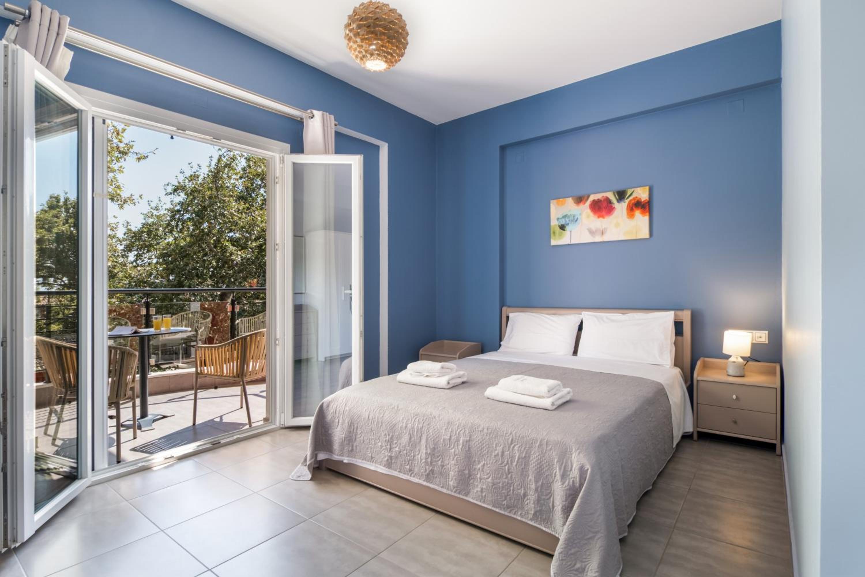 Superior Apartment with City View