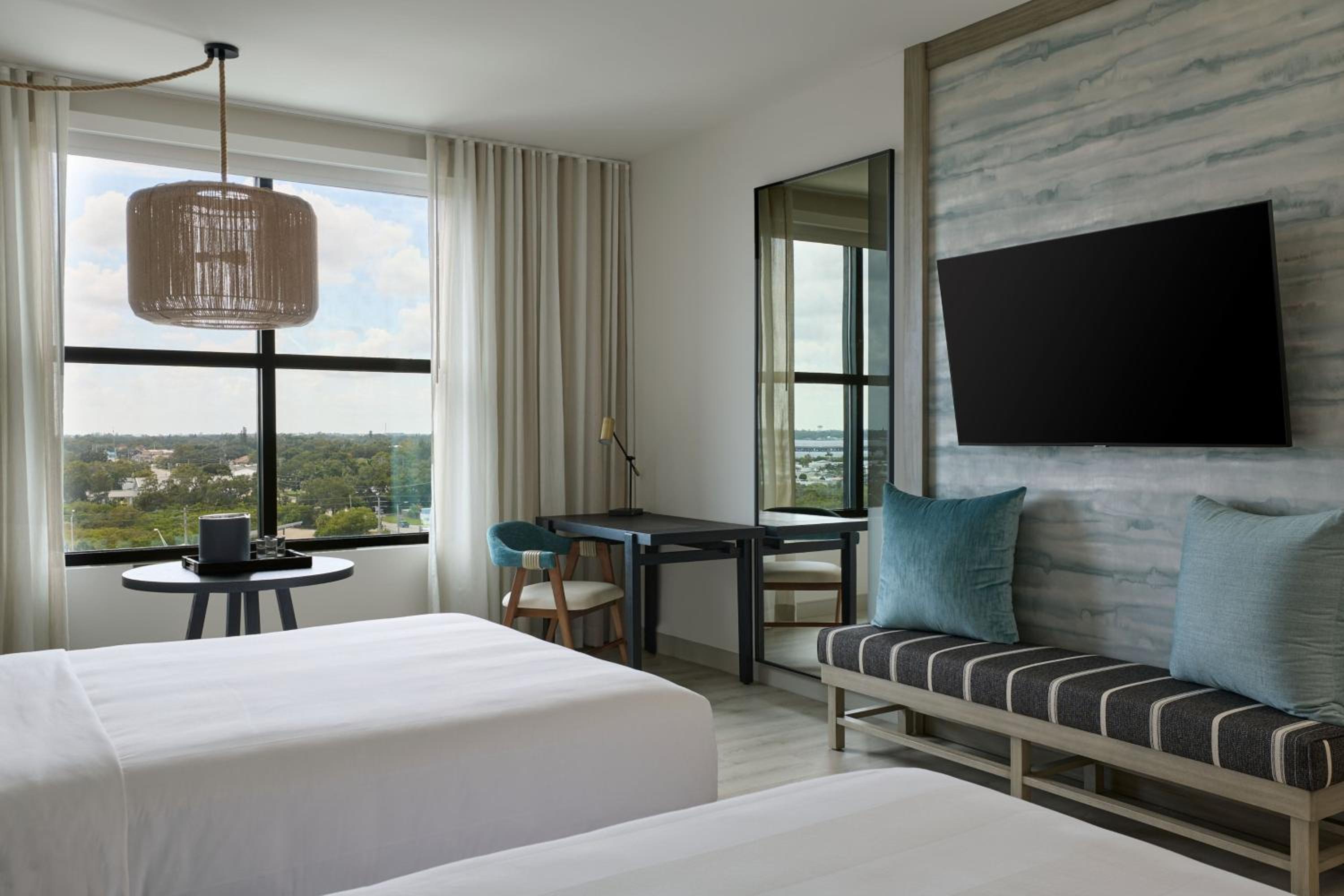 King Room with River View - Hearing Accessible 2