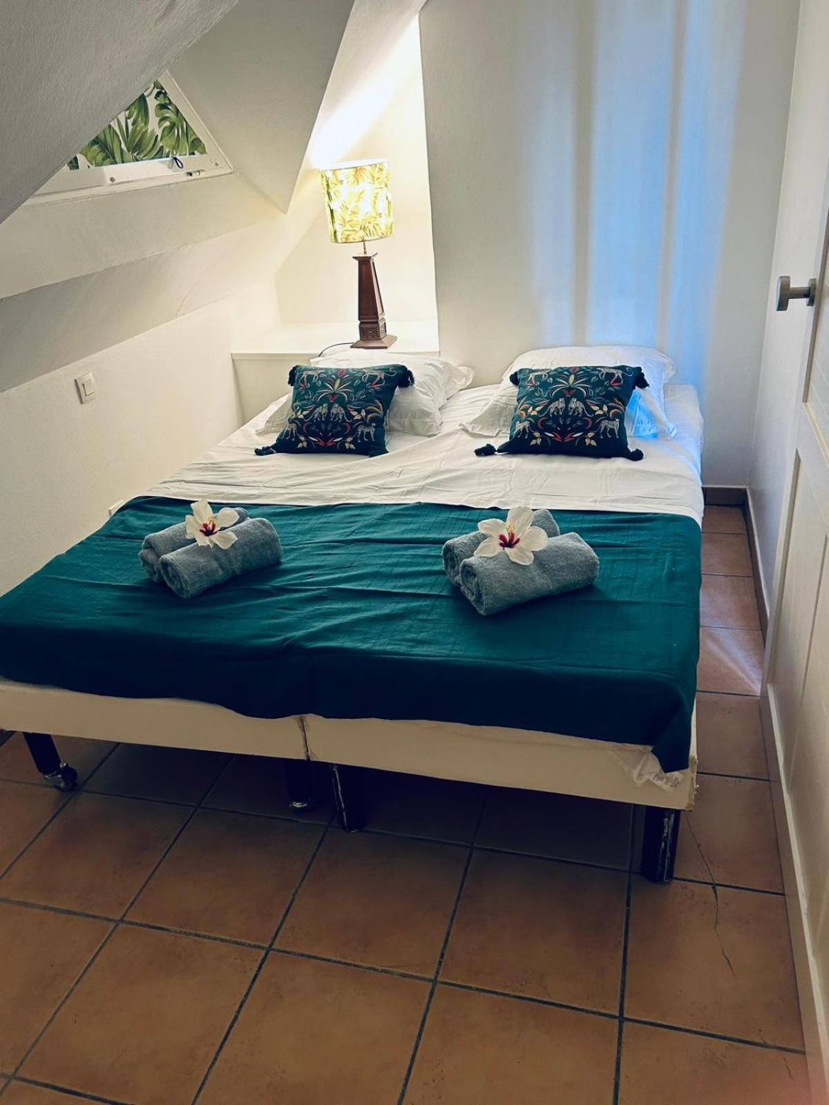 Two-Bedroom Apartment photo 2