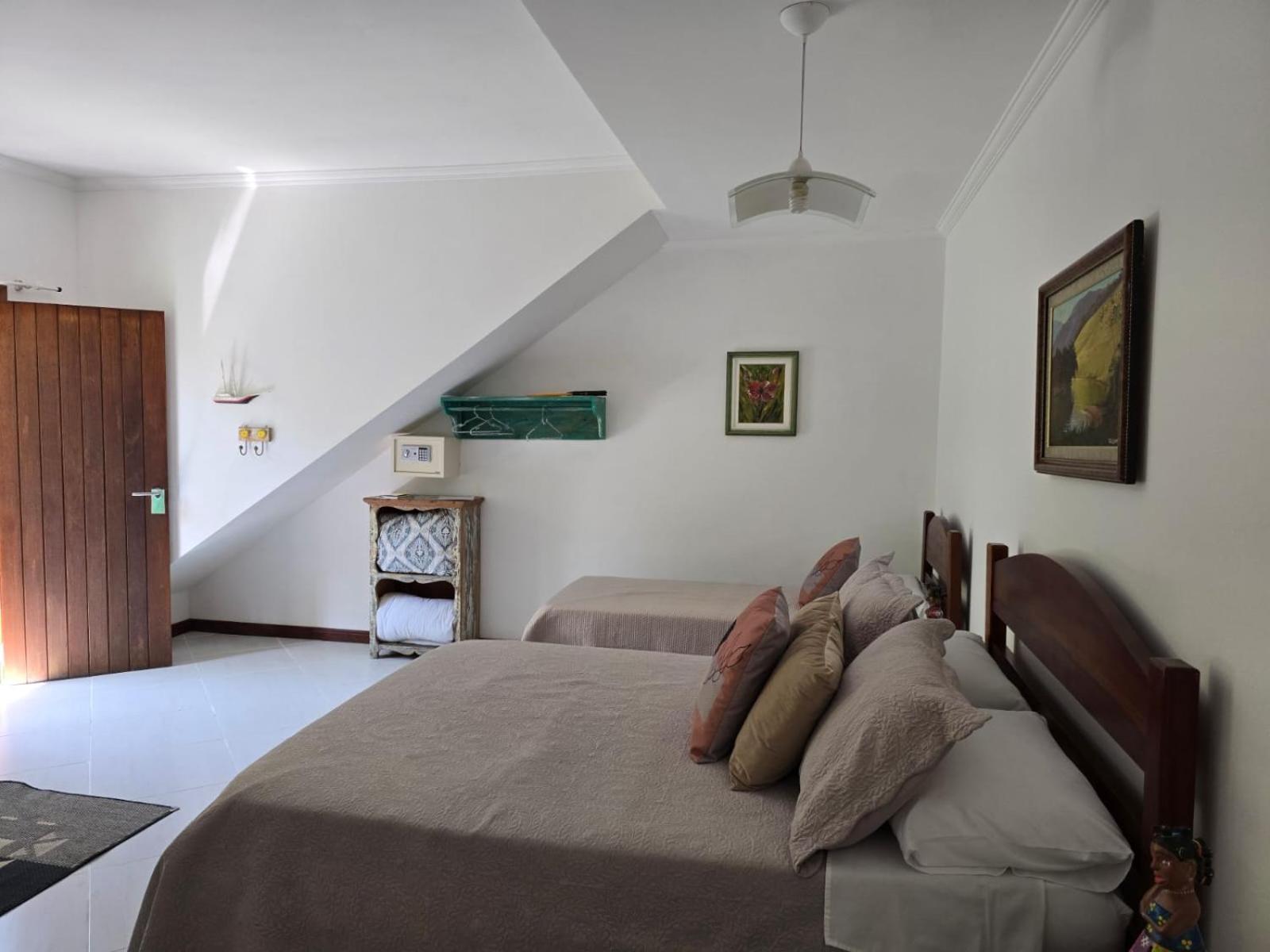 Standard Triple Room photo 2