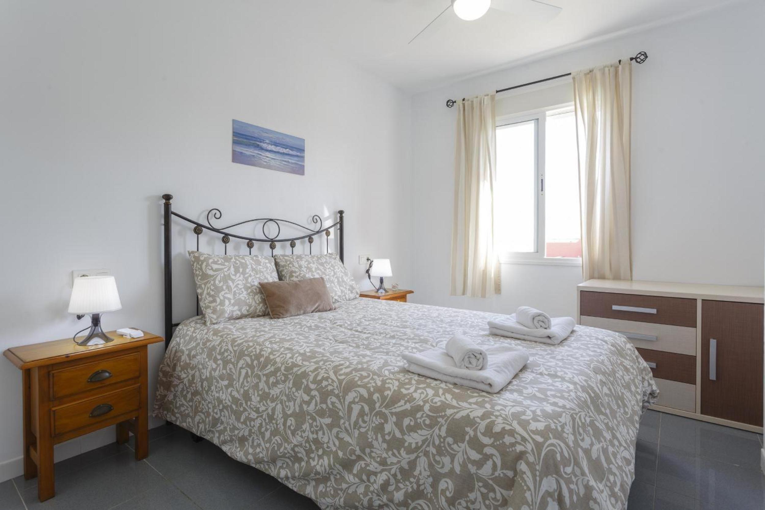 Apartamento de un dormitorio superior con balcón