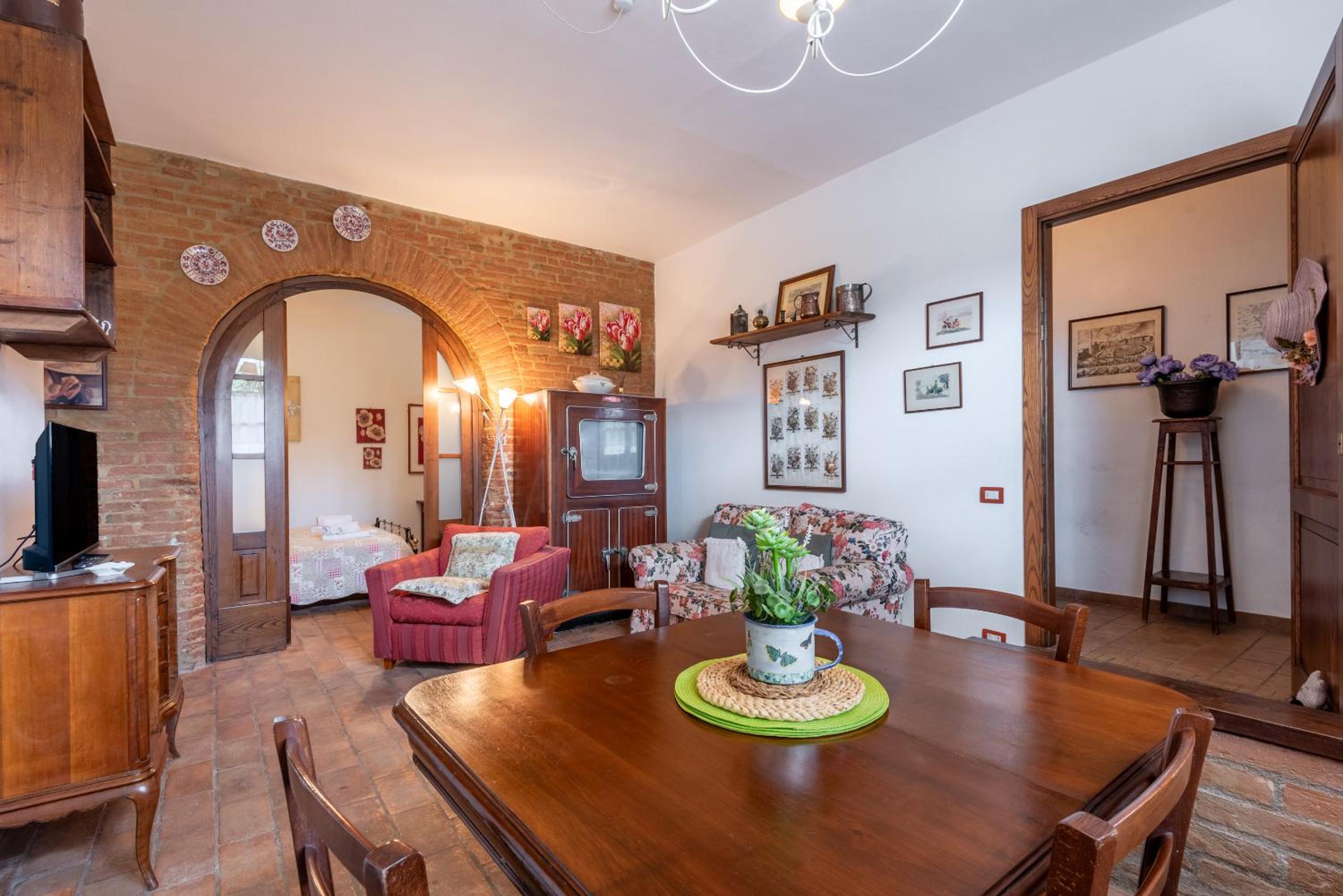Two-Bedroom Deluxe Apartment with Garden View