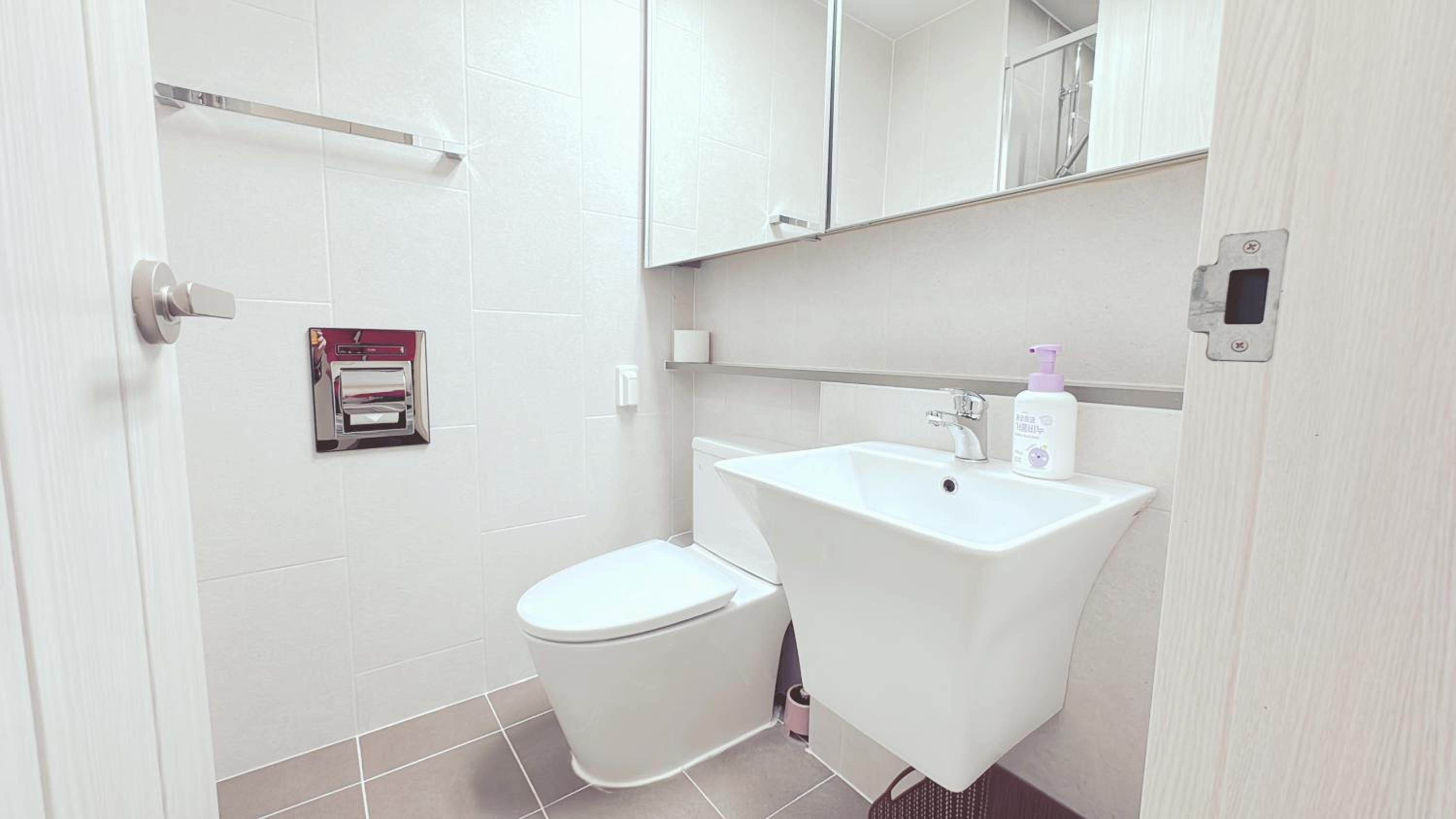 Deluxe Double Room - Photo 33
