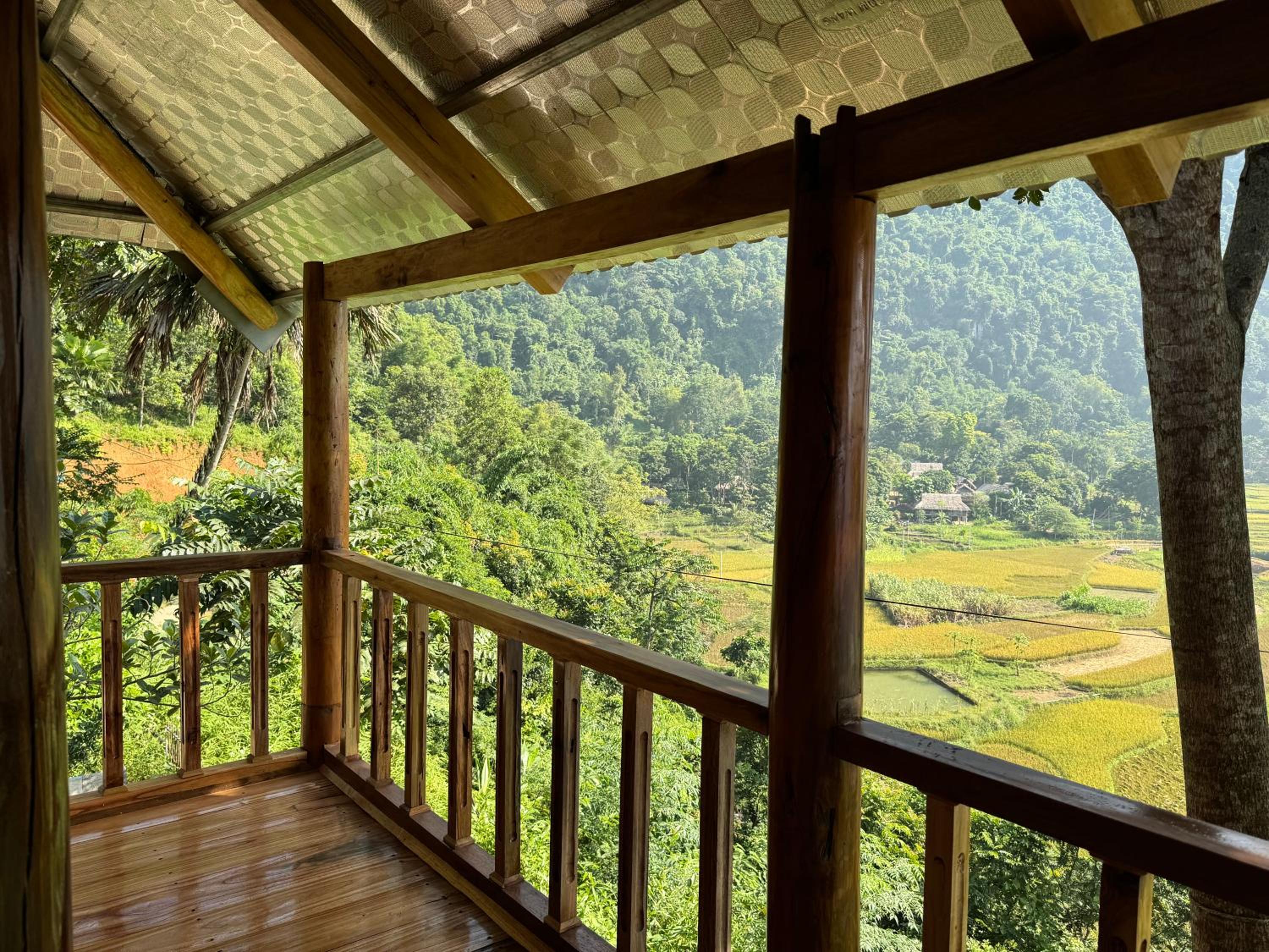 Family Room with Mountain View