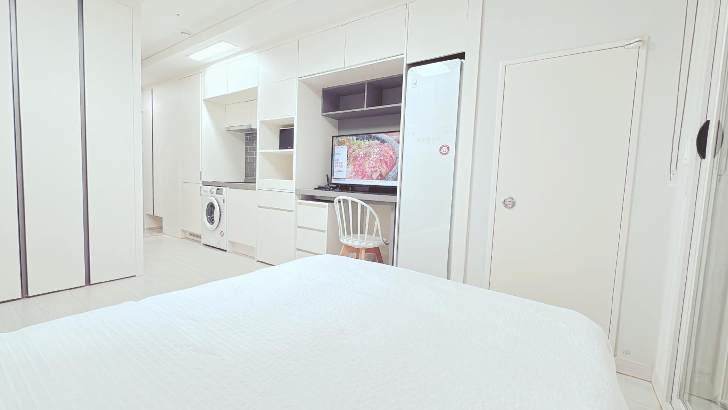 Deluxe Double Room - Photo 7