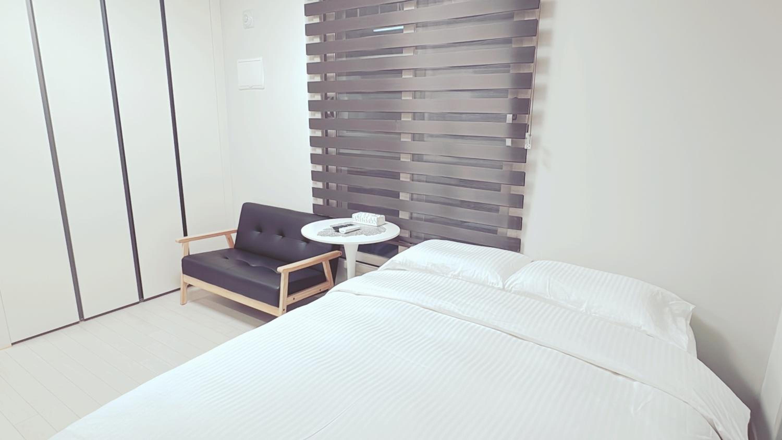 Deluxe Double Room - Photo 20