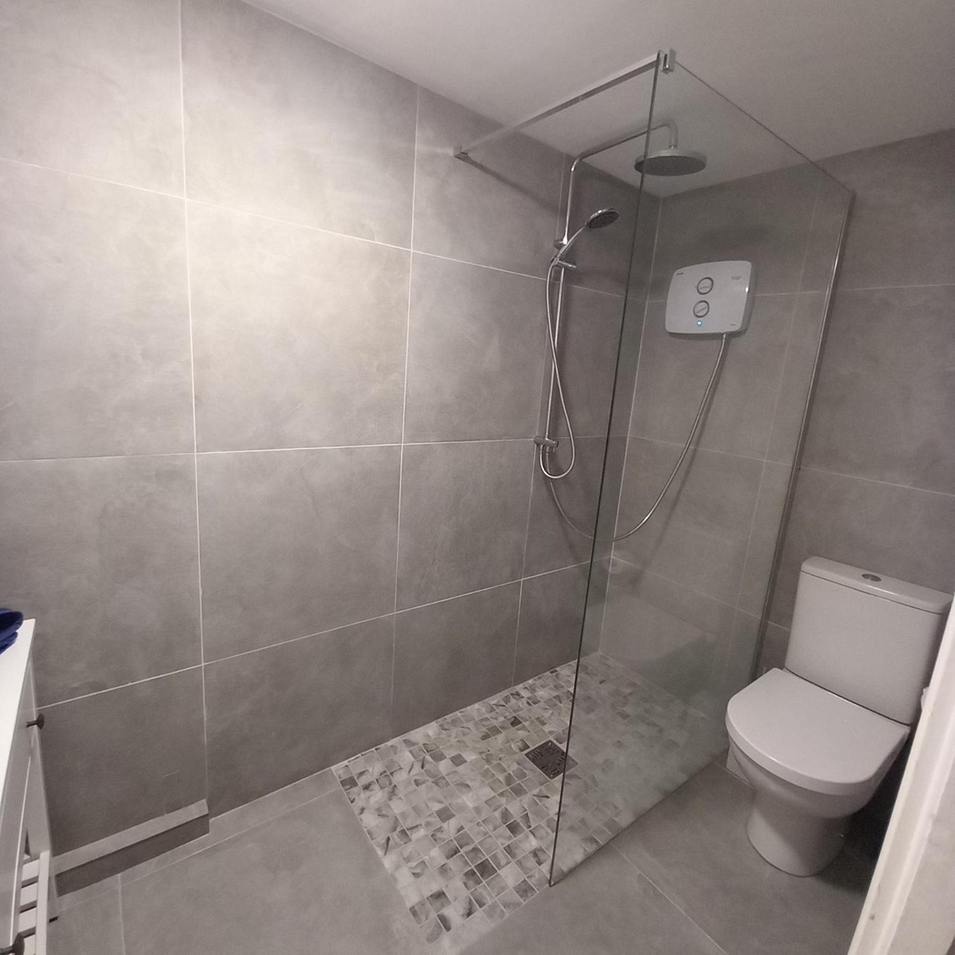 Double Room with Shared Bathroom photo 3
