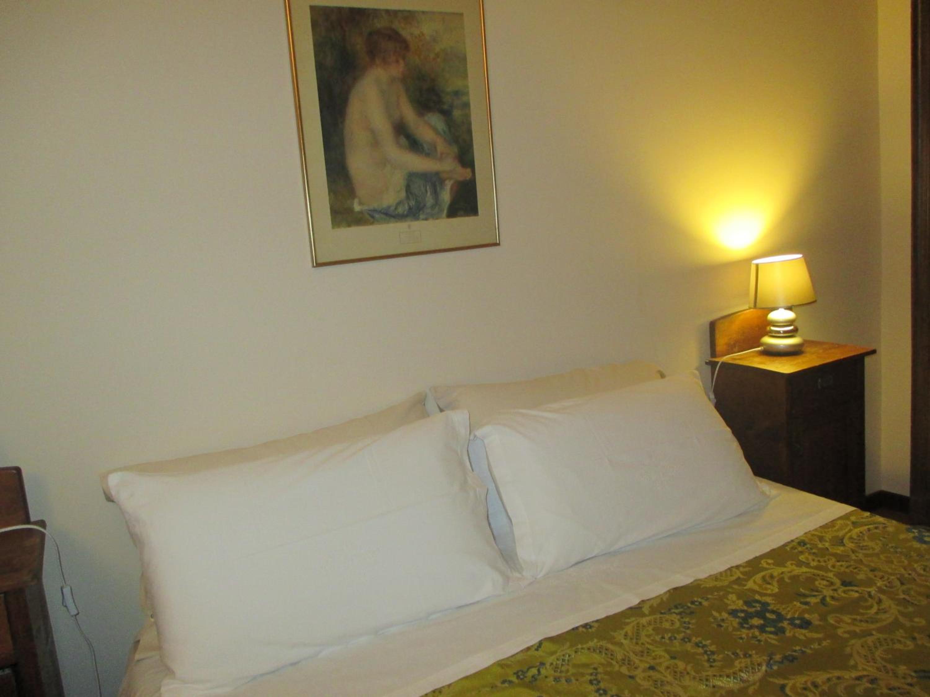 Double Room - Photo 1