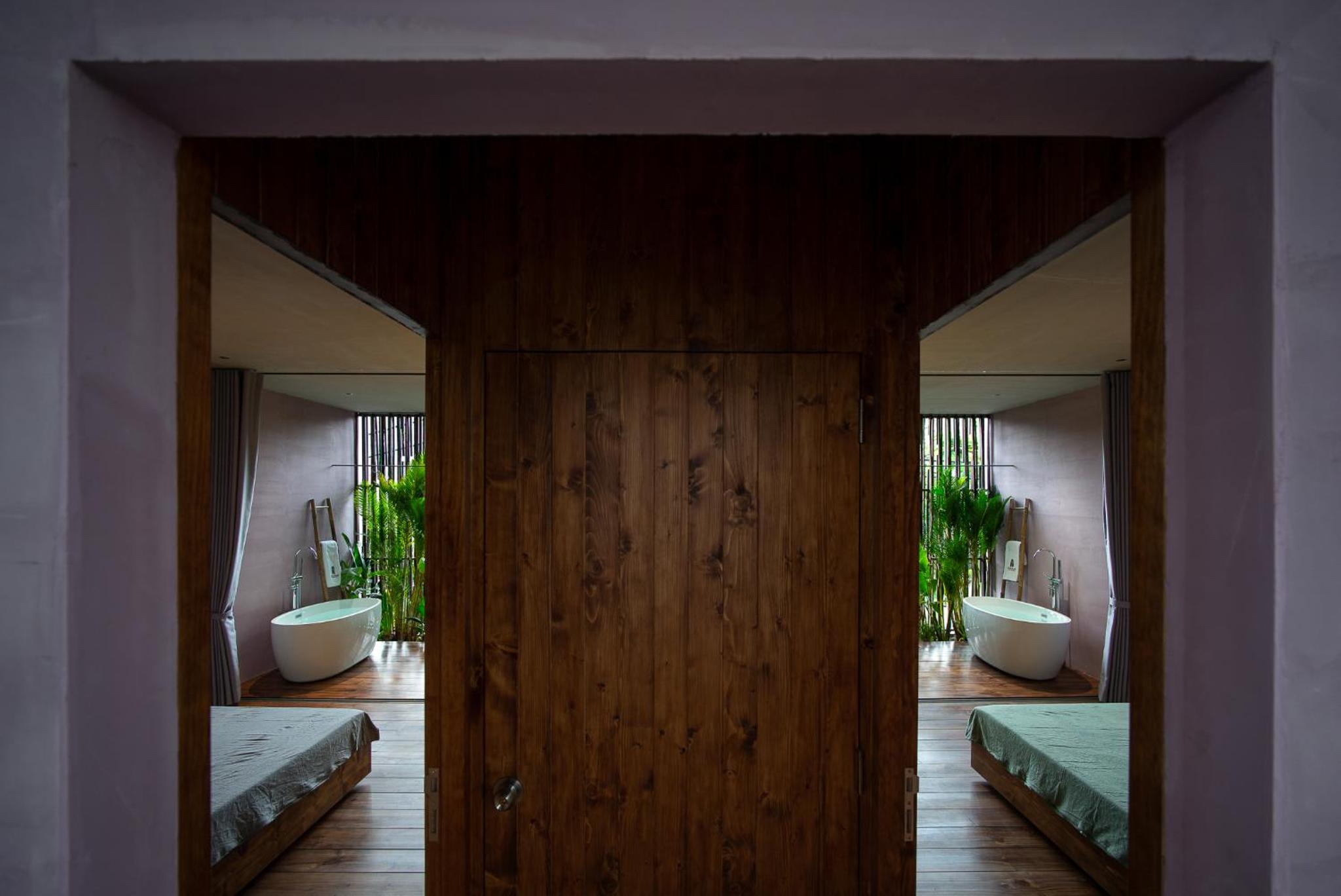 Deluxe Double Room with Bath
