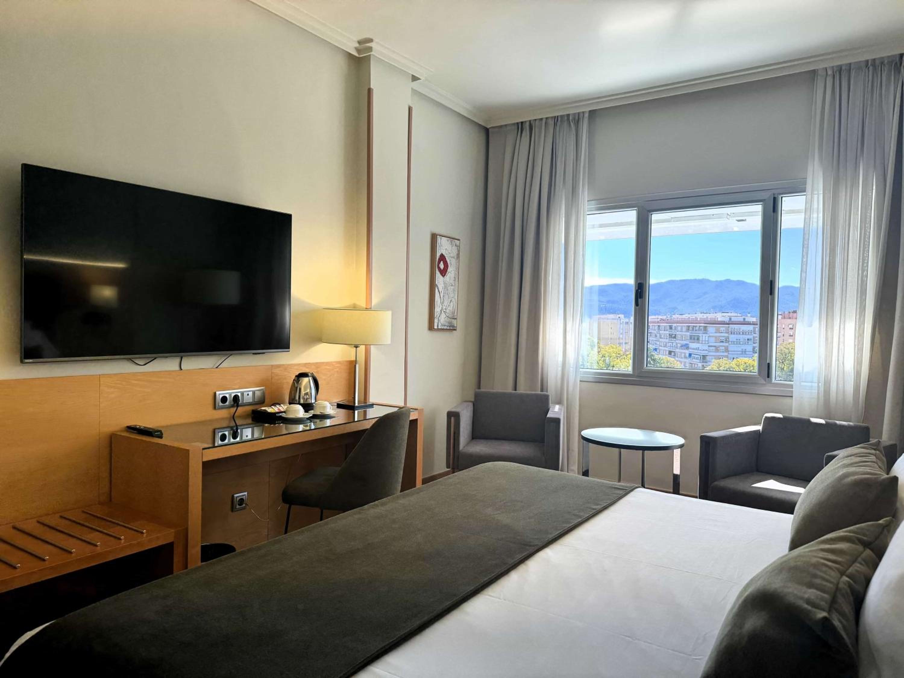 Habitación Doble o Twin Superior con Vista a la Ciudad