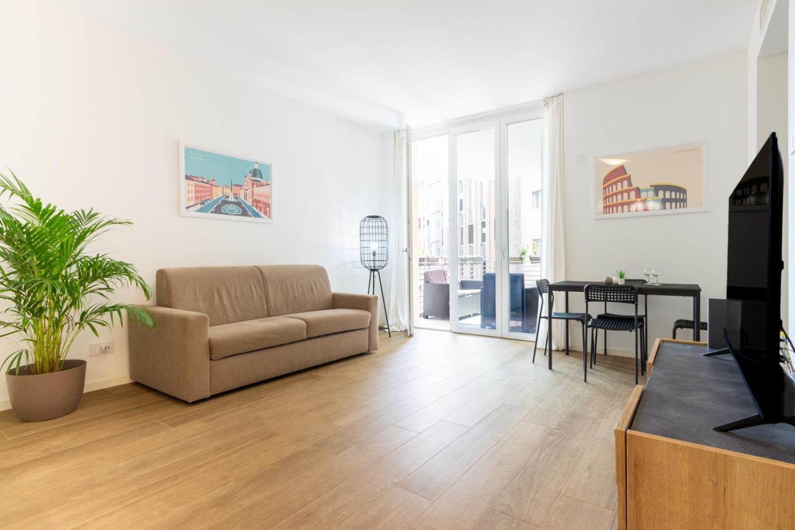 Deluxe Apartment
