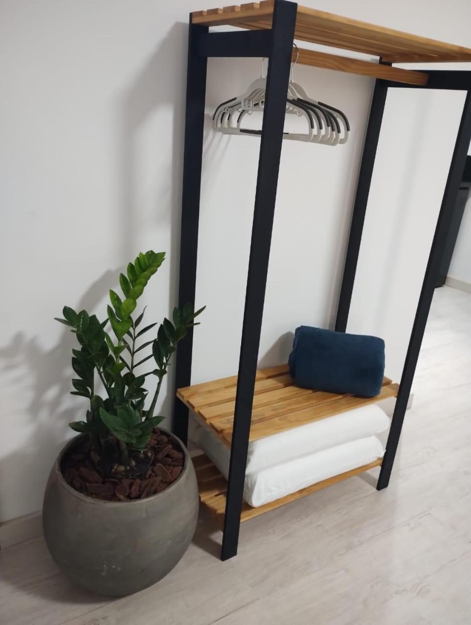 One-Bedroom Apartment photo 3