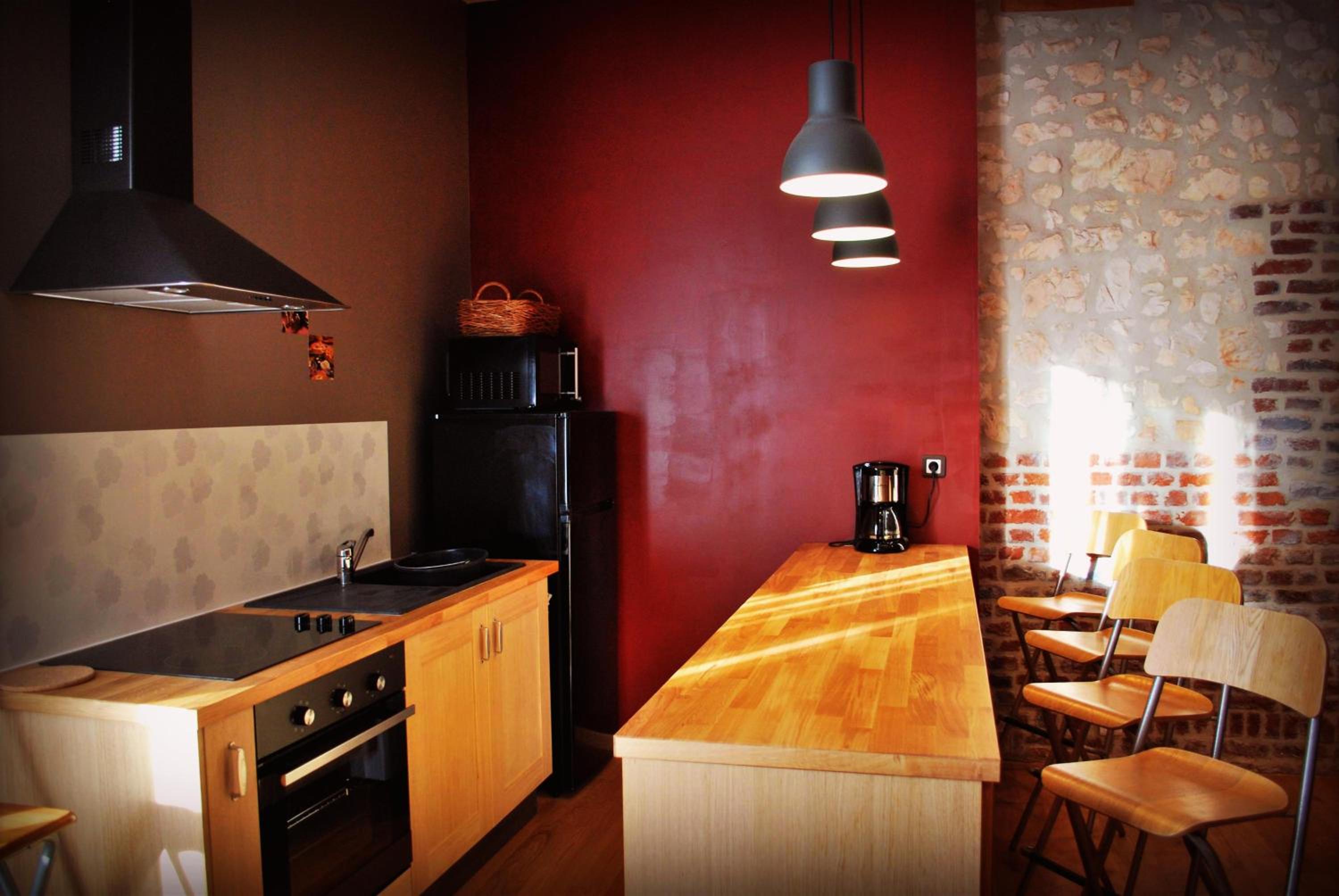 Three-Bedroom House - Photo 18
