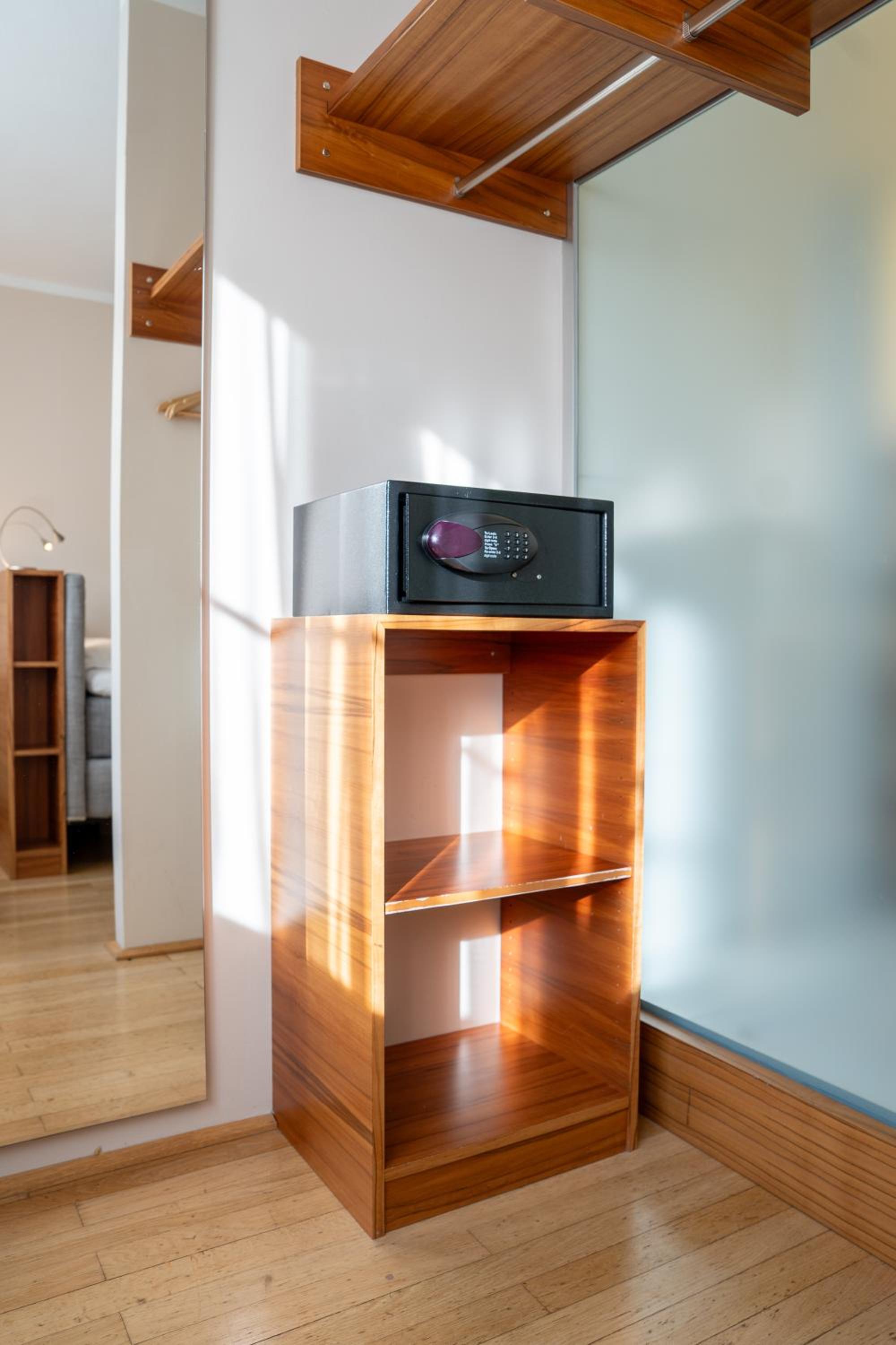 Single Room photo 2