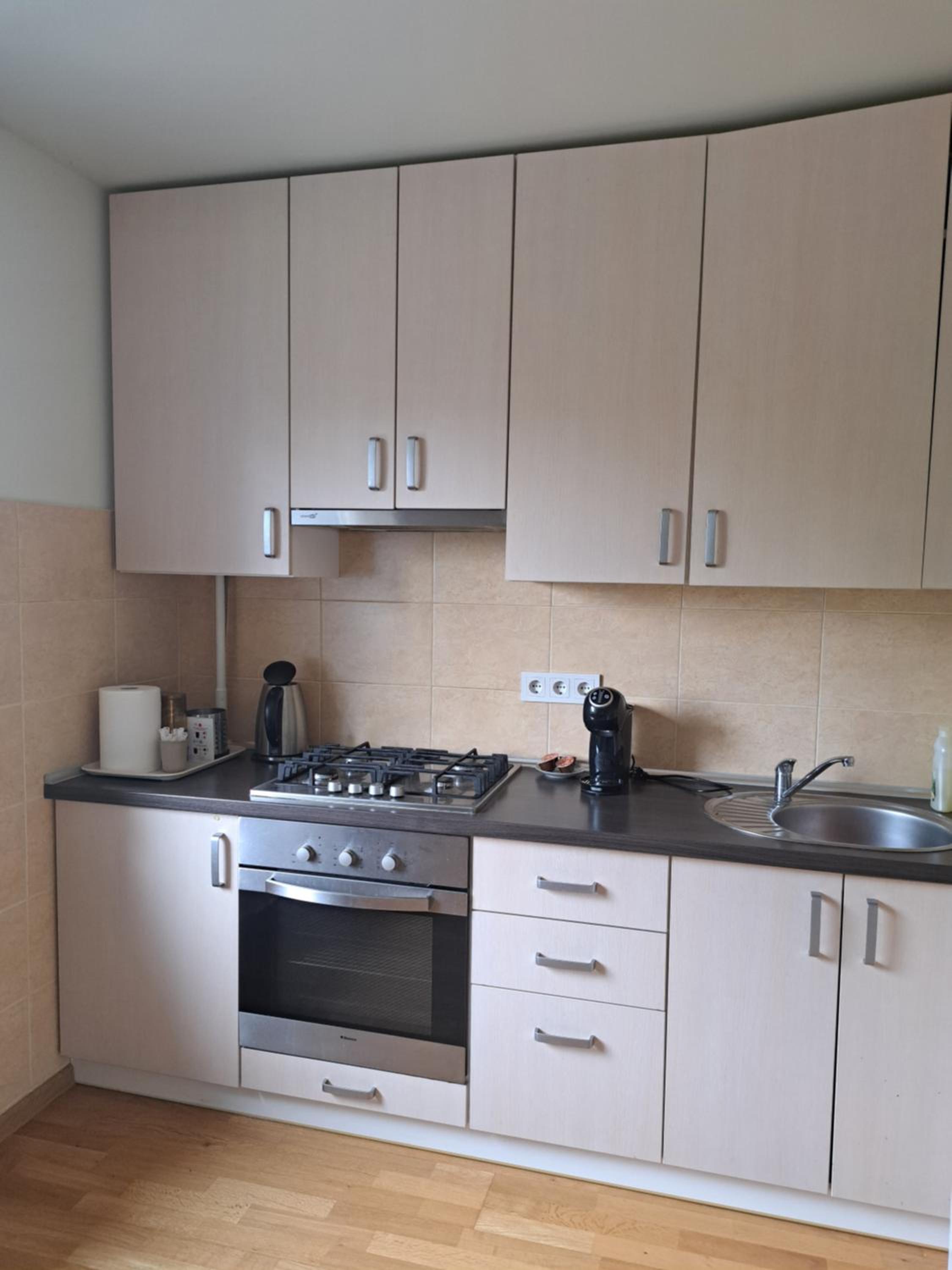 Apartment - Photo 2