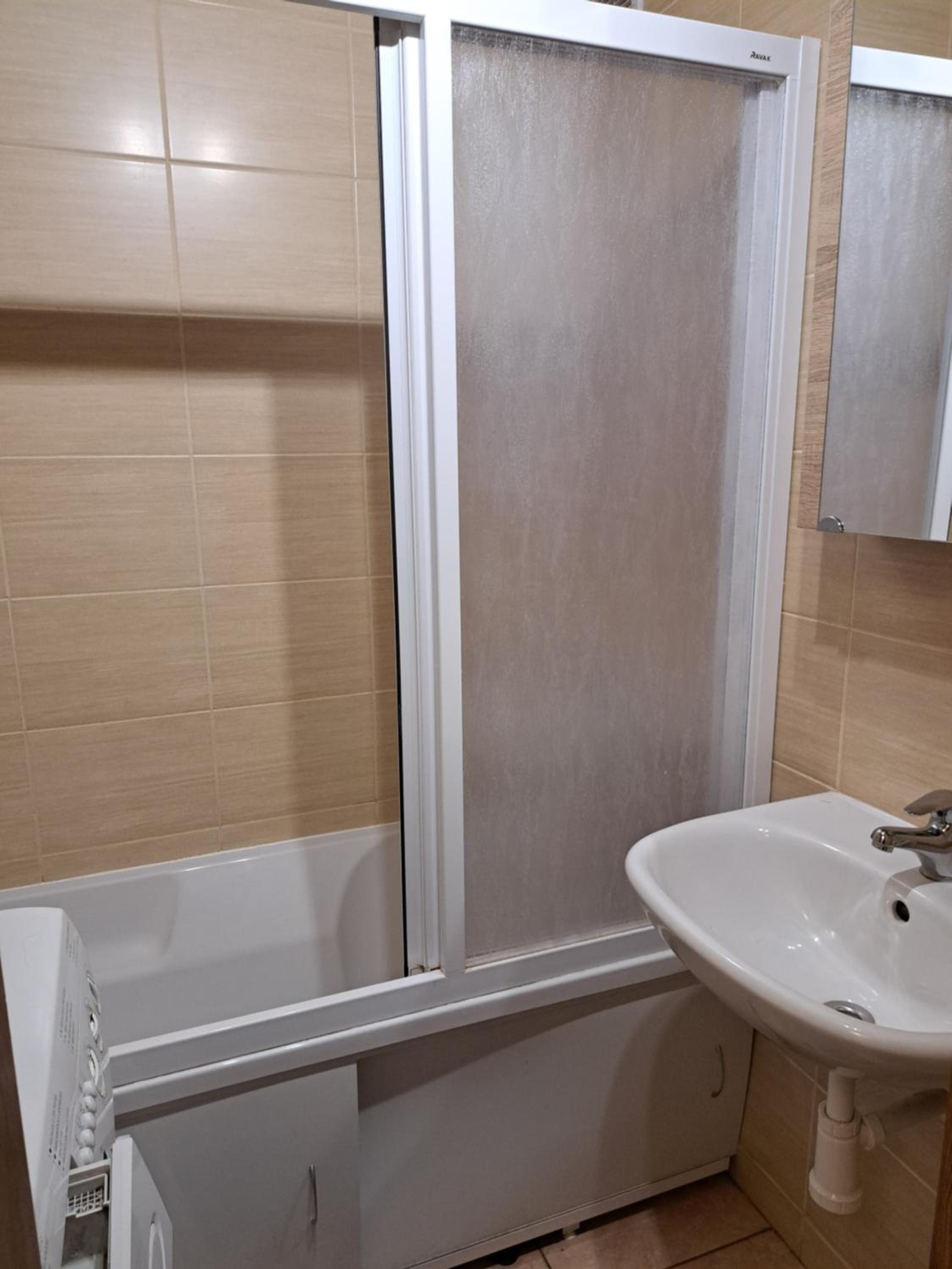 Apartment - Photo 3