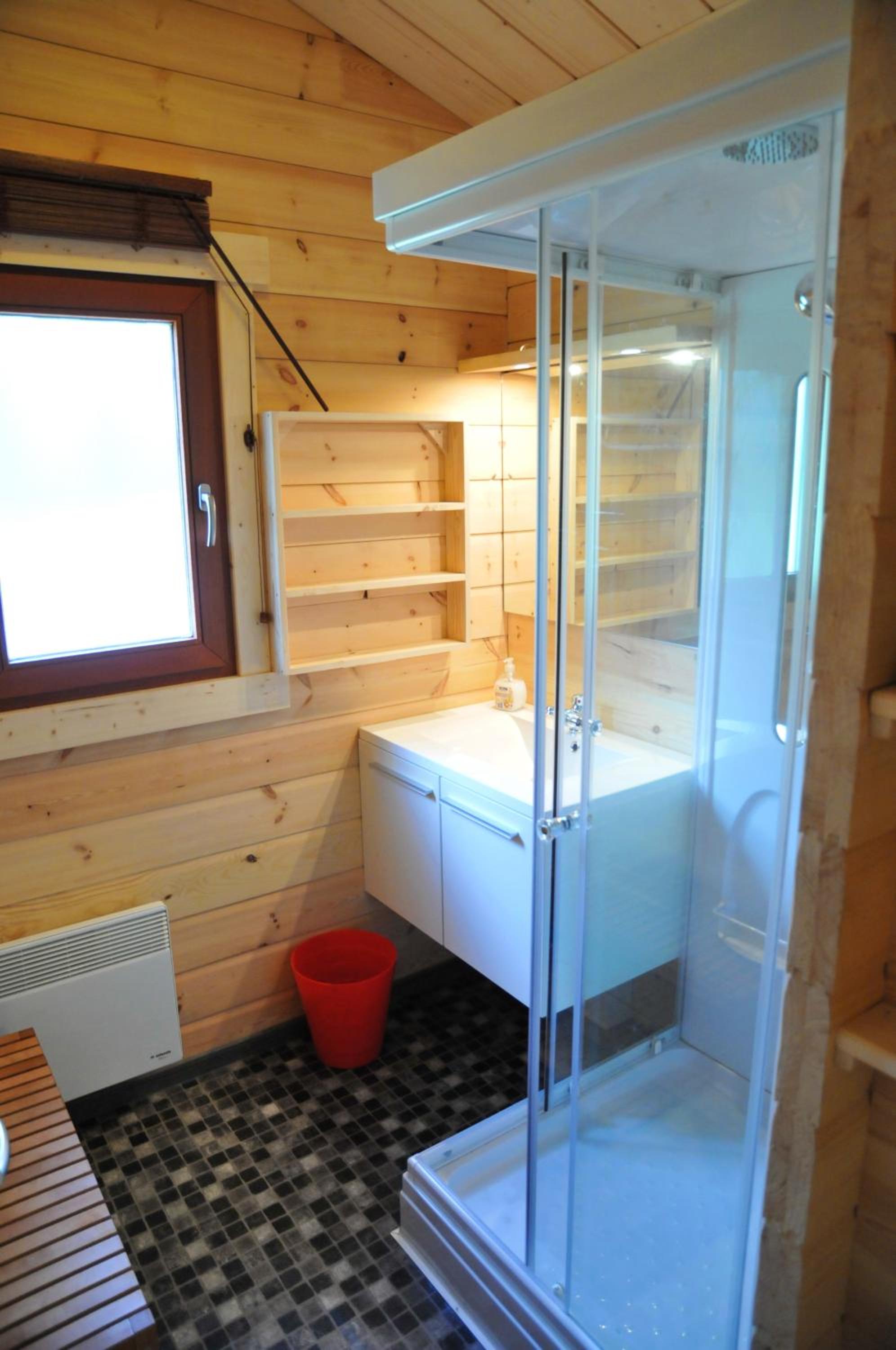Three-Bedroom House photo 2