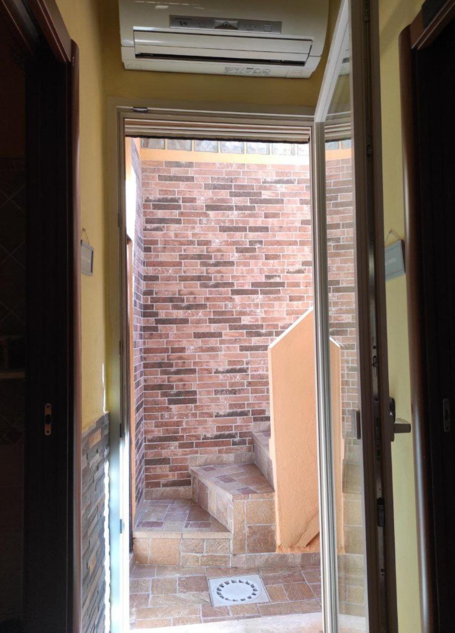 Double or Twin Room with Shared Bathroom photo 2