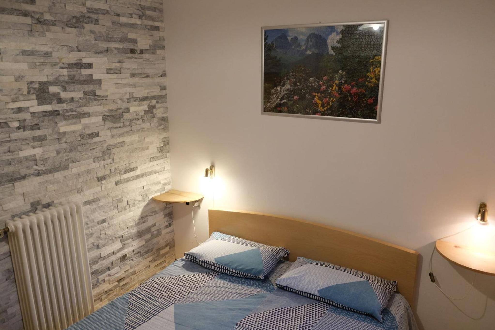 One-Bedroom Apartment With Balcony And City View