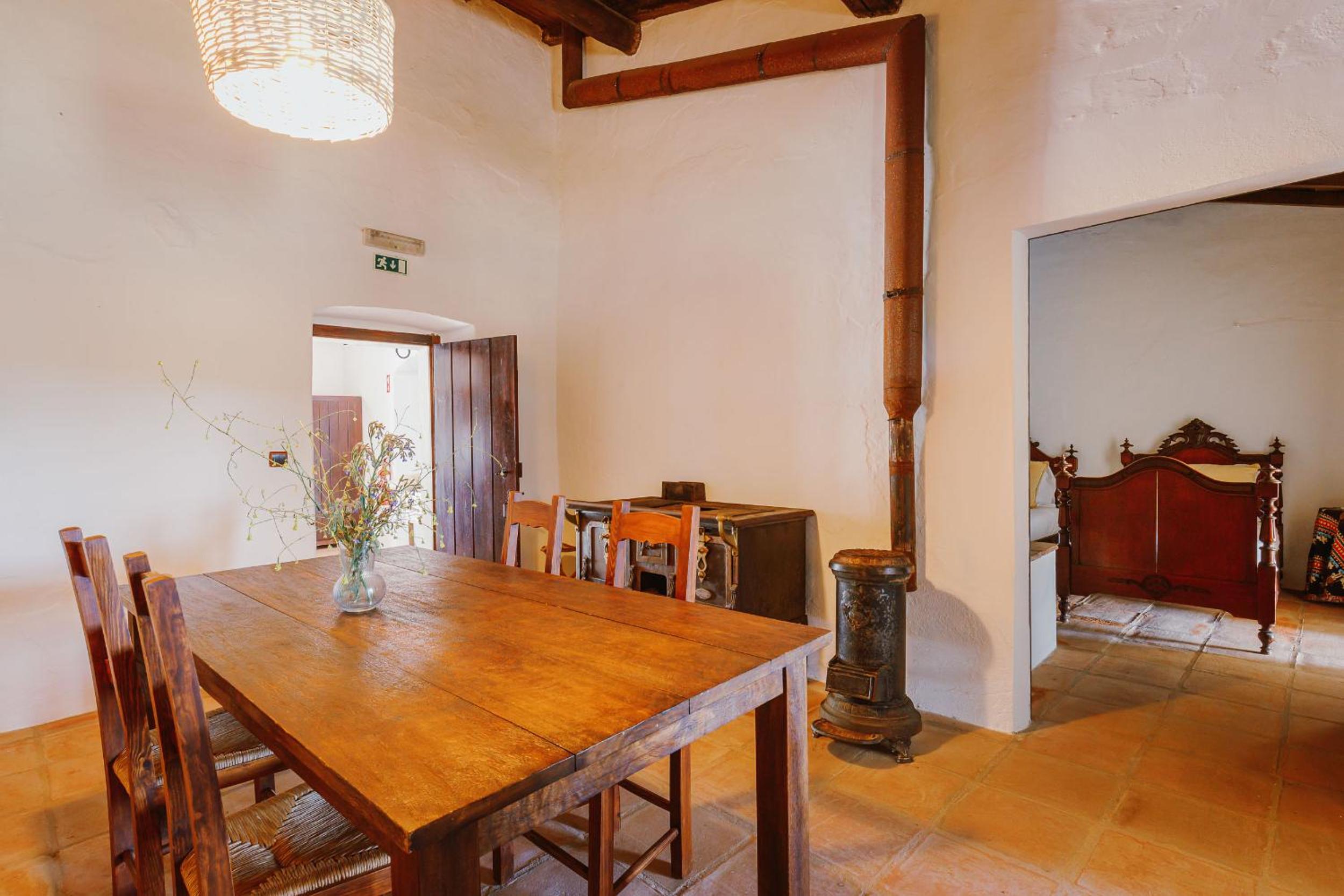 Three-Bedroom House photo 3