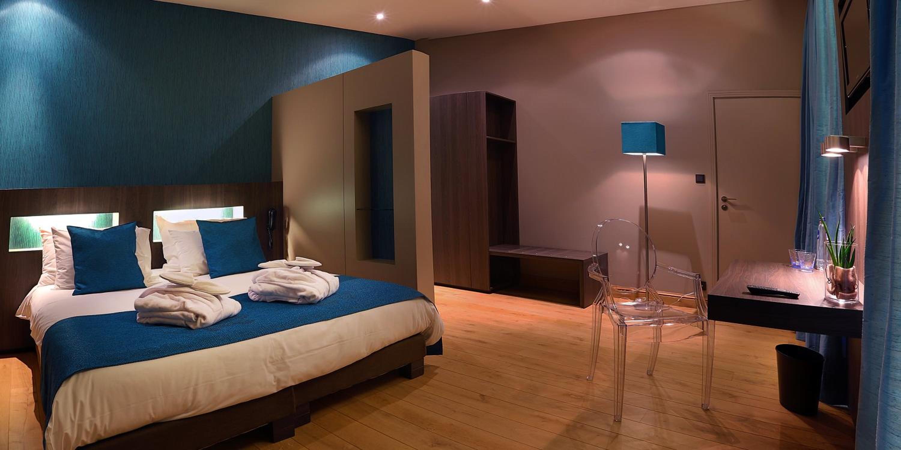 Double Room with Spa Bath photo 3