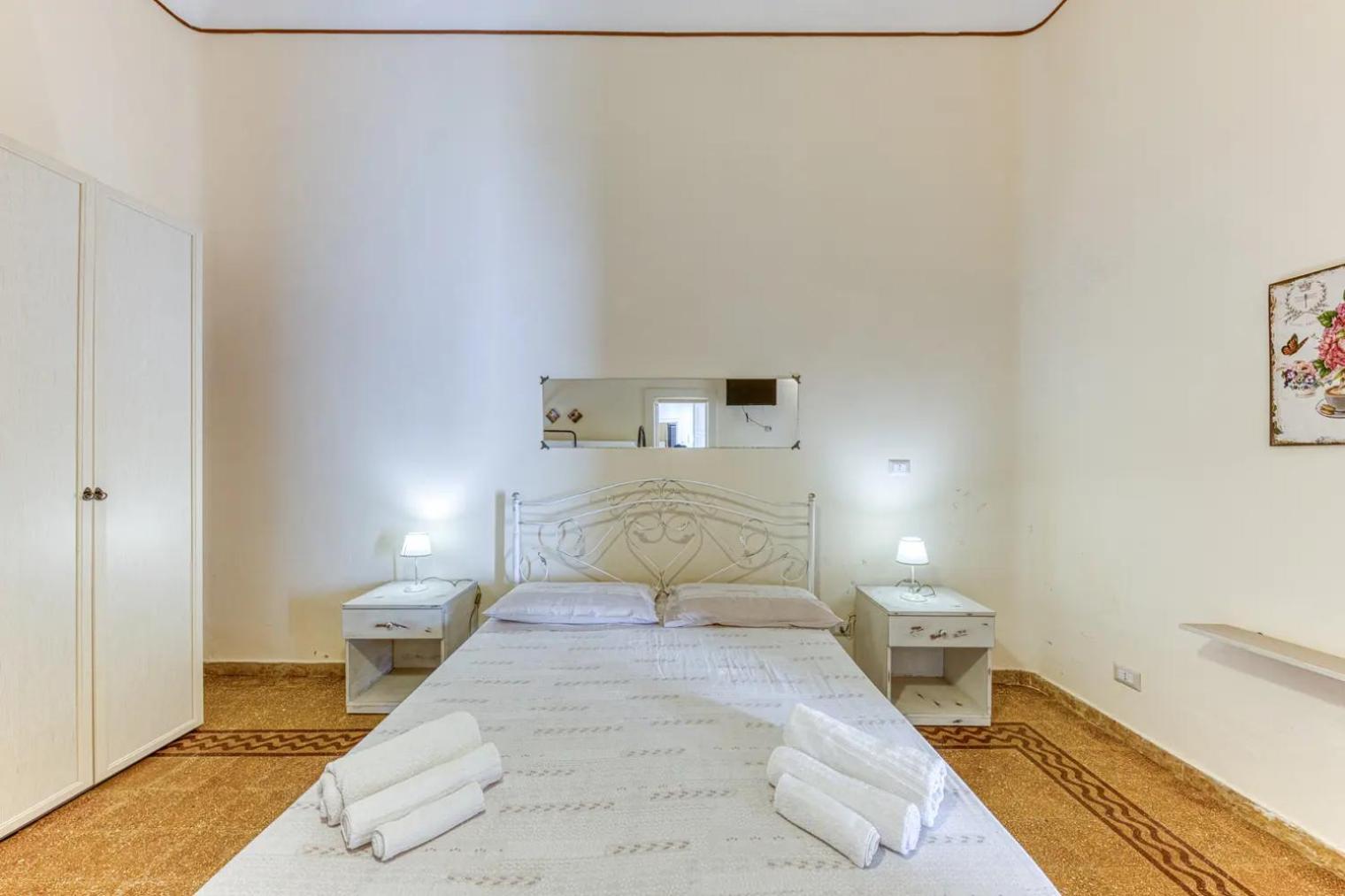 Quadruple Room with Private Bathroom photo 1