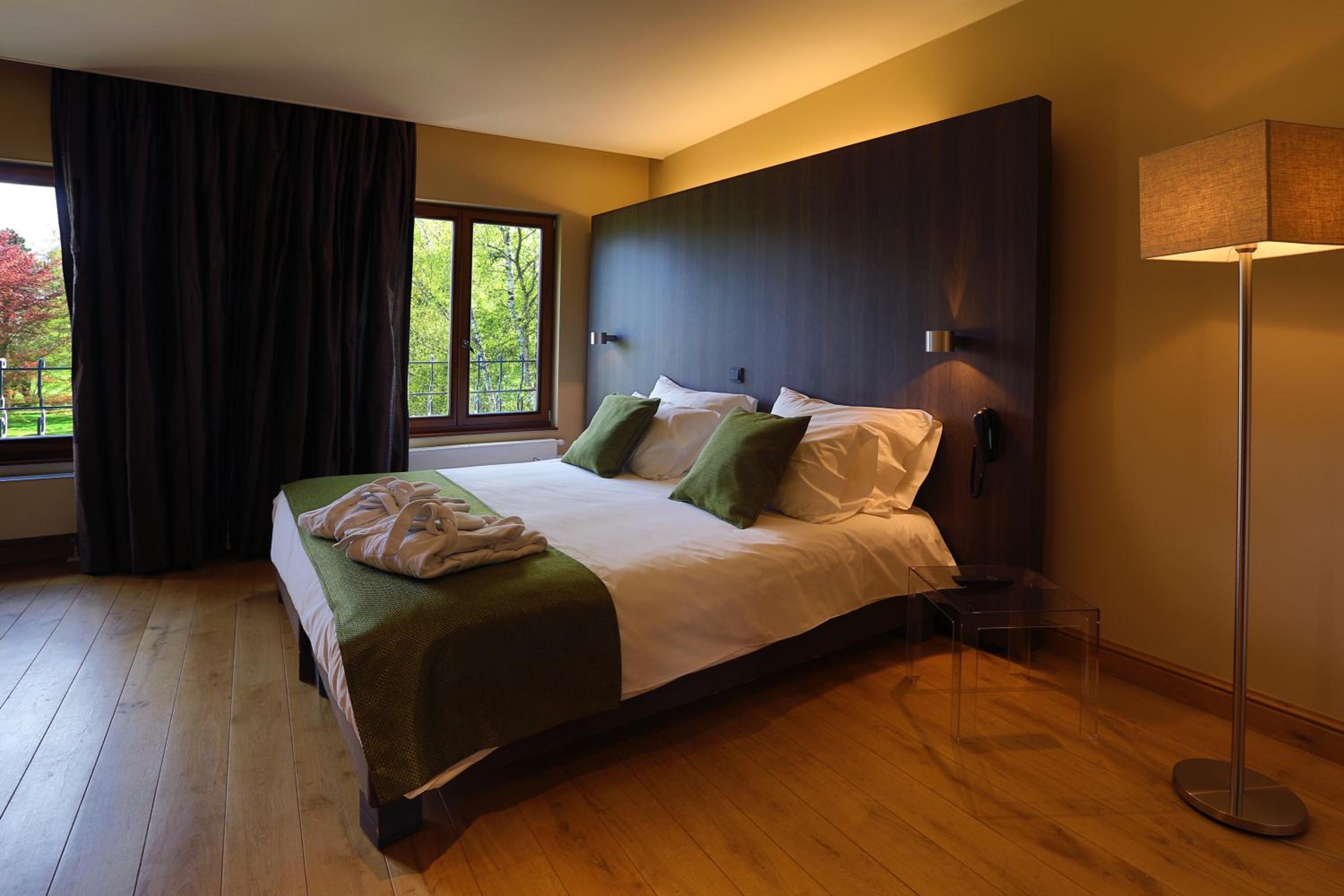 Deluxe Double Room with Shower photo 3