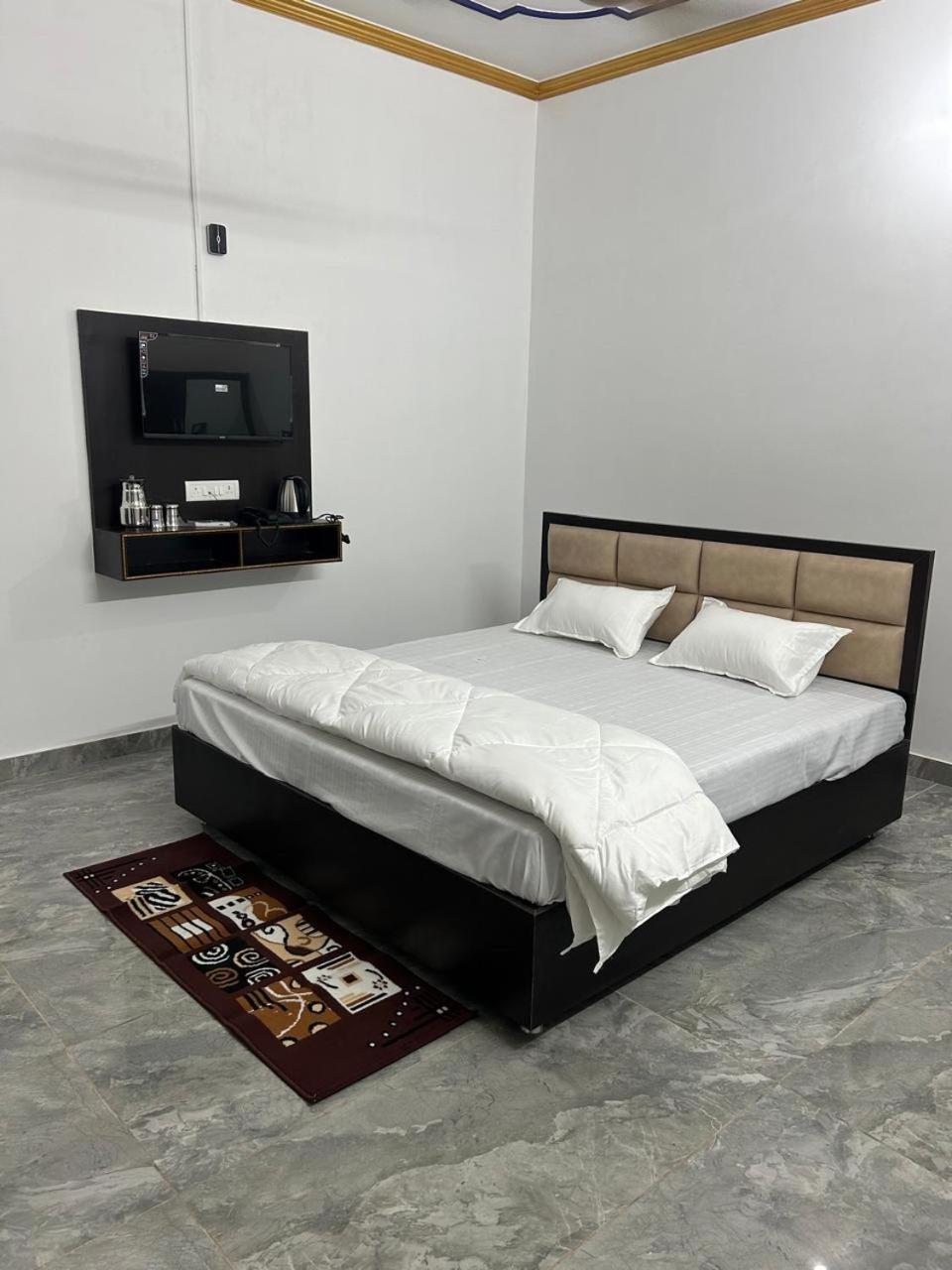 Double Room photo 3