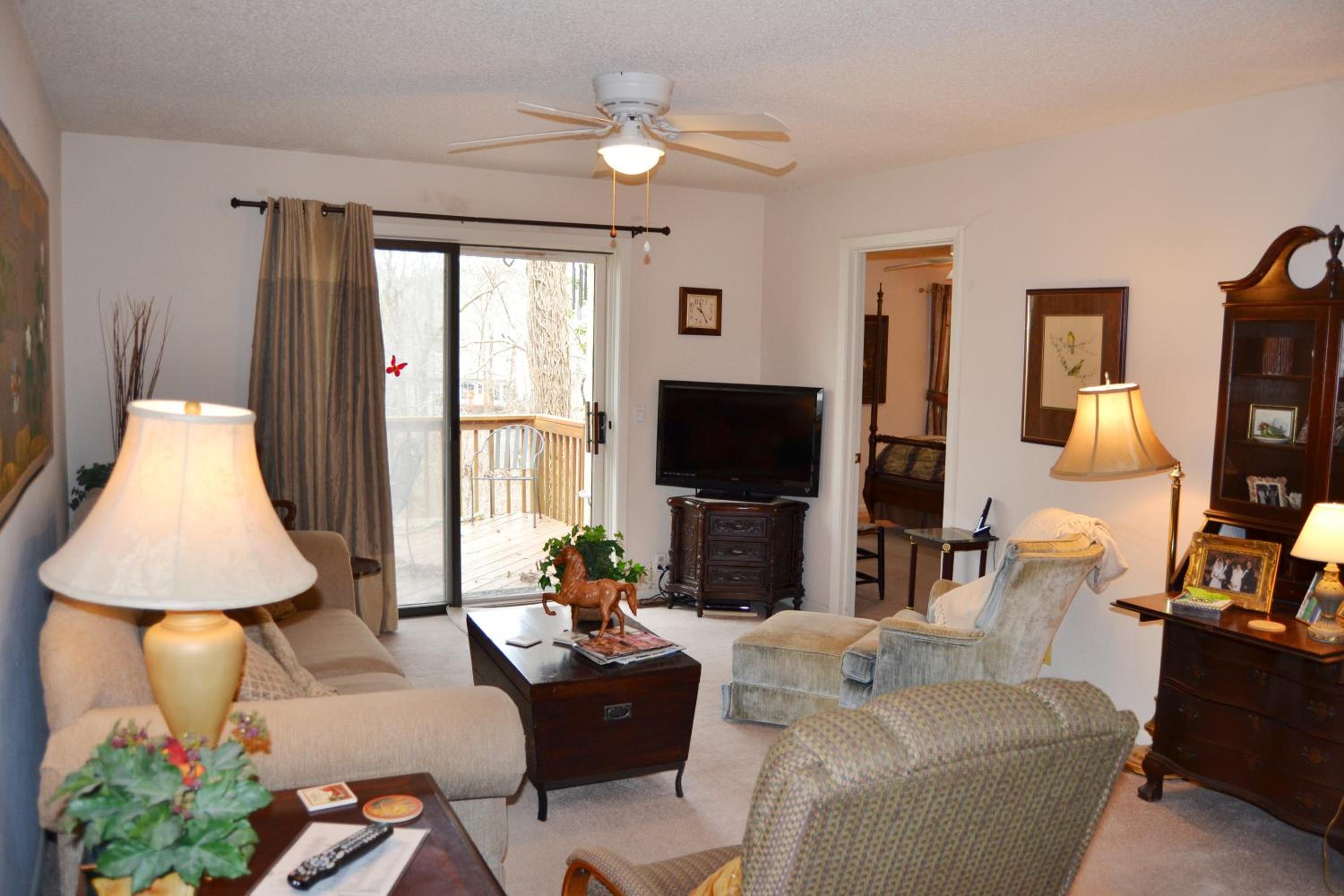 Three-Bedroom Townhouse photo 3