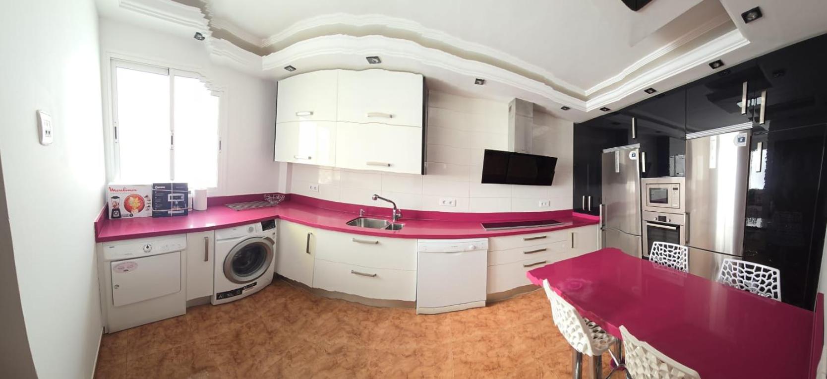 One-Bedroom Apartment photo 2