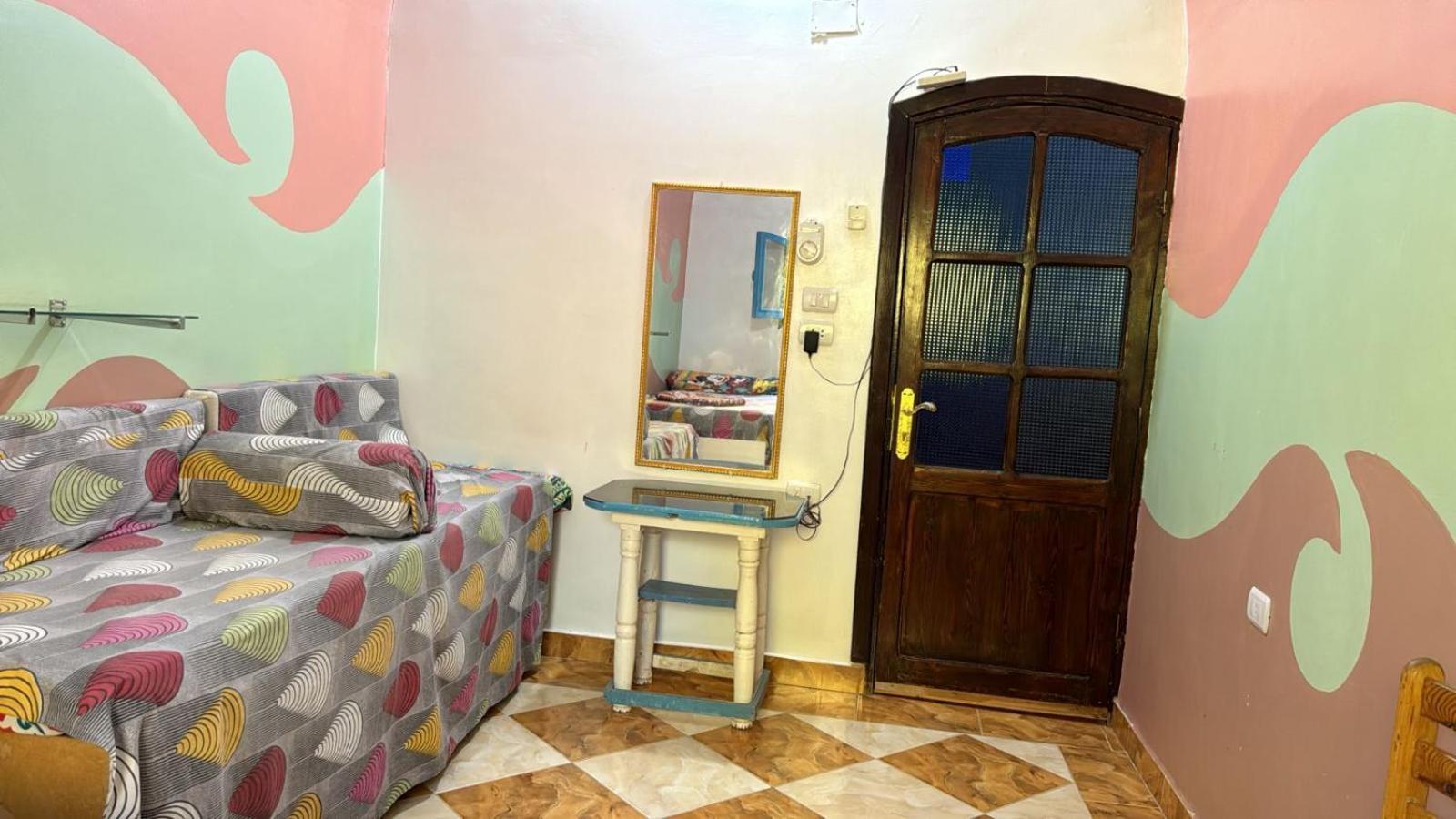 Twin Room with Garden View - Photo 3