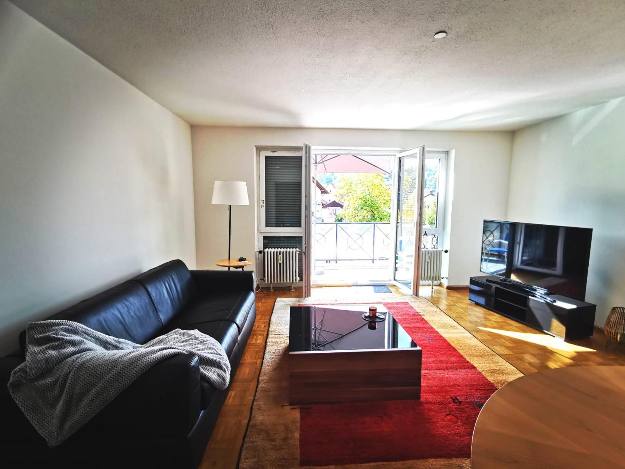 One-Bedroom Apartment photo 1