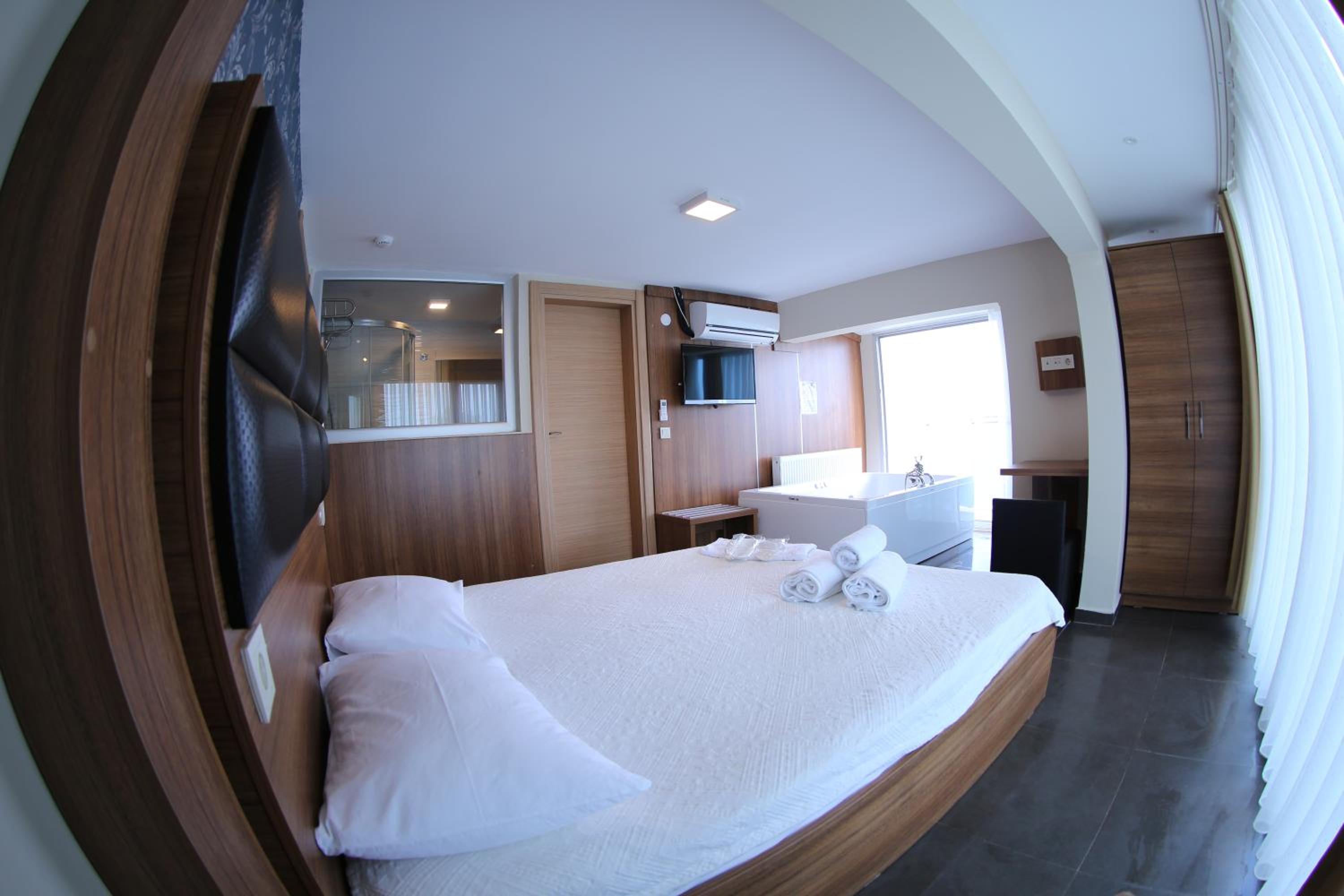 King Double Room photo 2