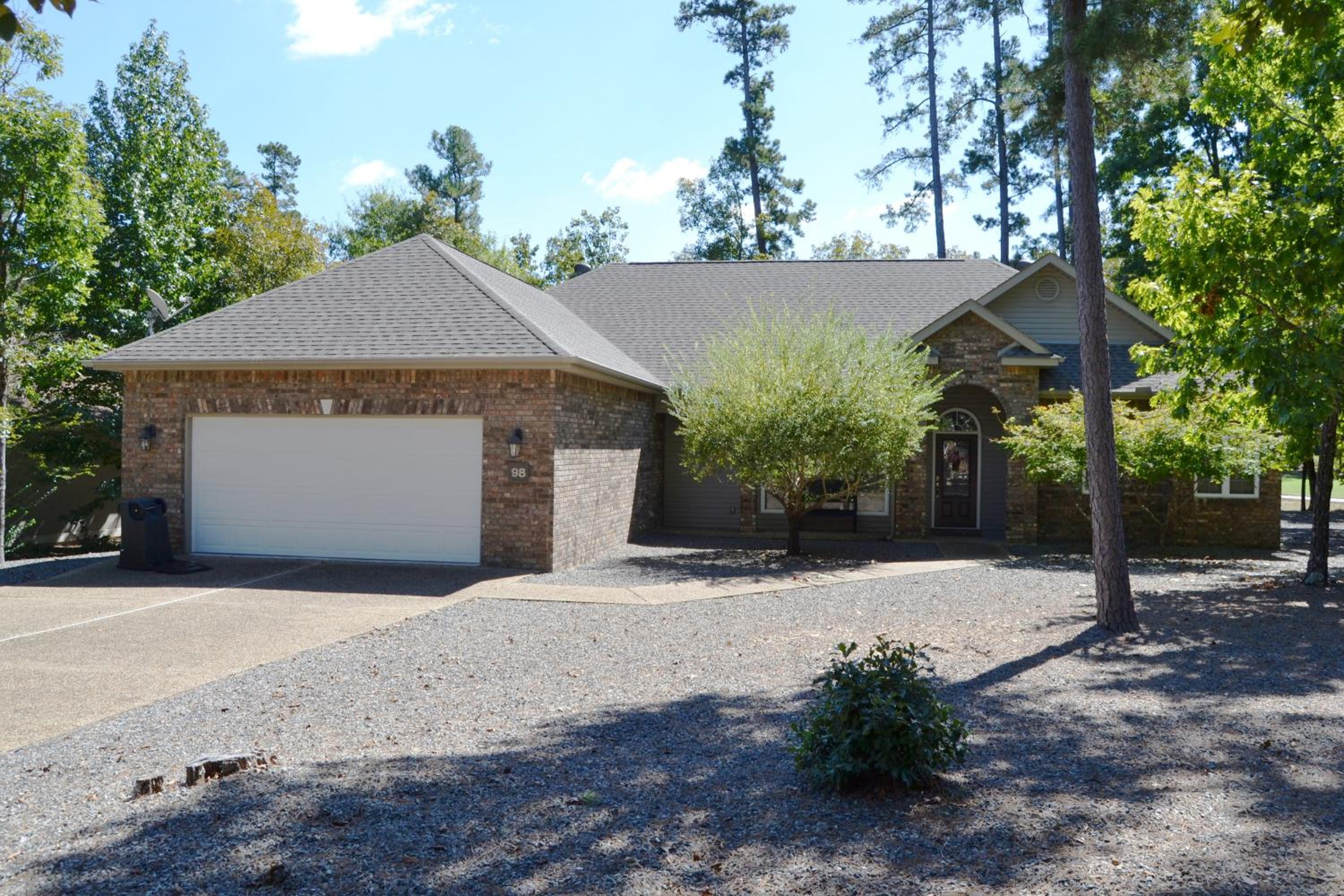Three-Bedroom House photo 1