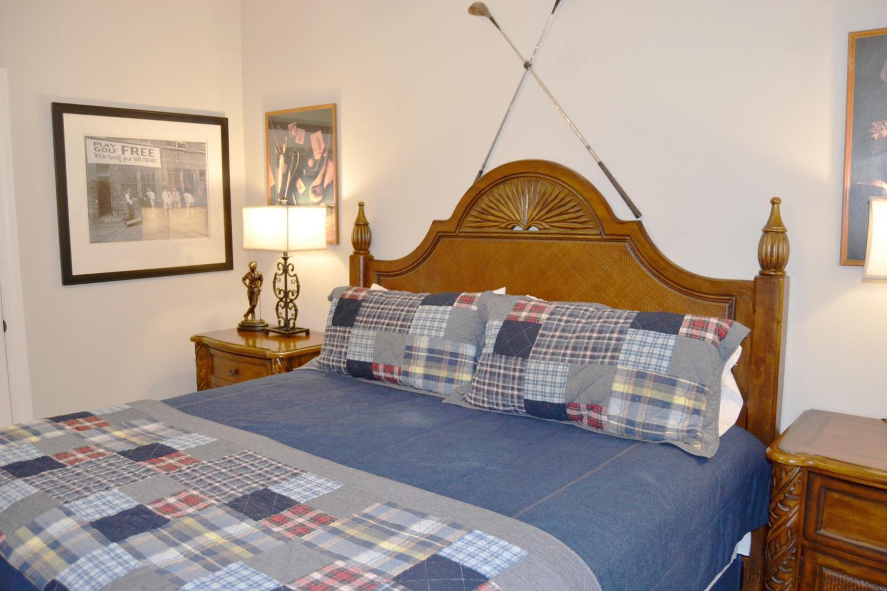 Three-Bedroom House photo 2