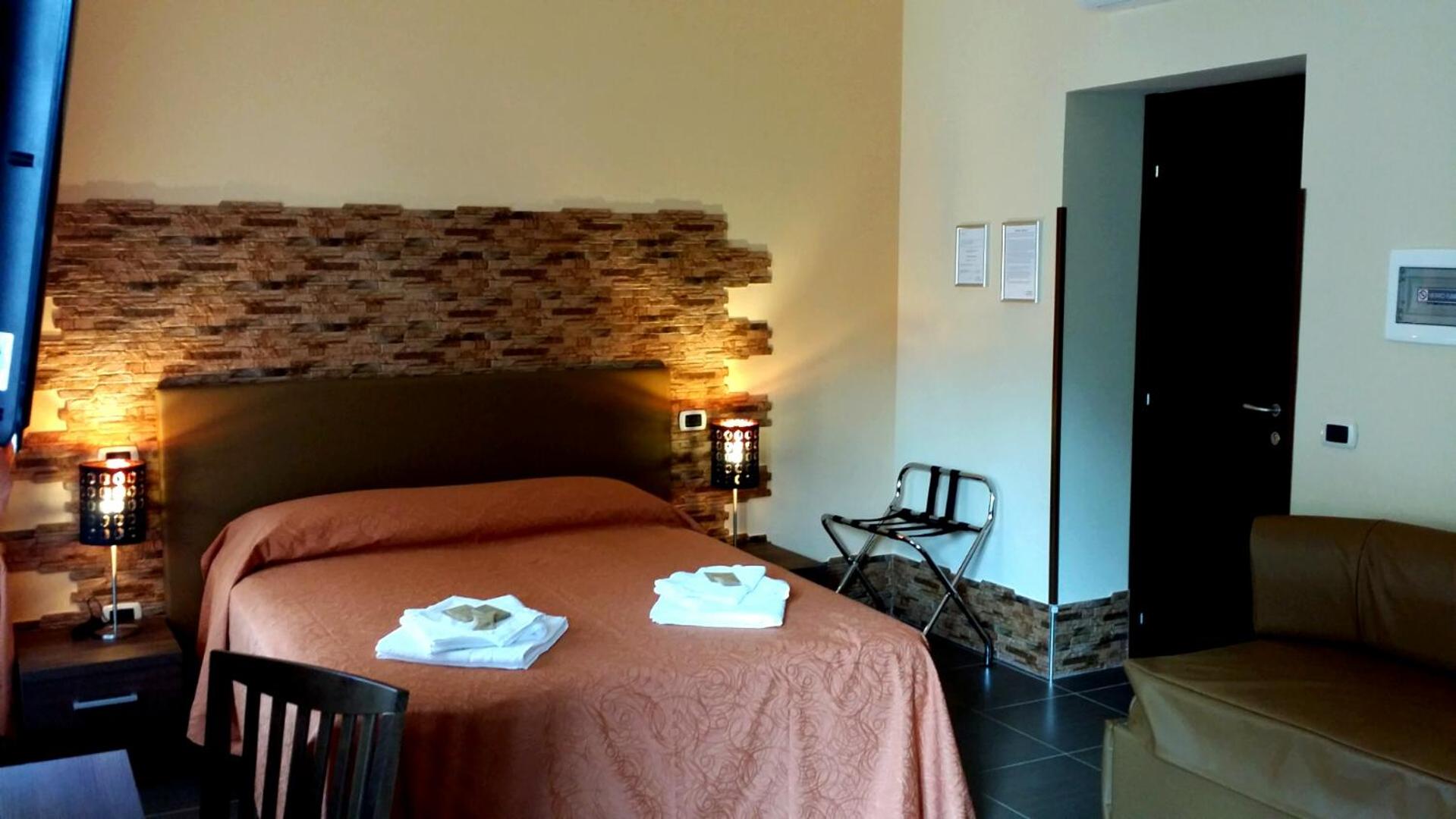 Quadruple Room with Balcony photo 3